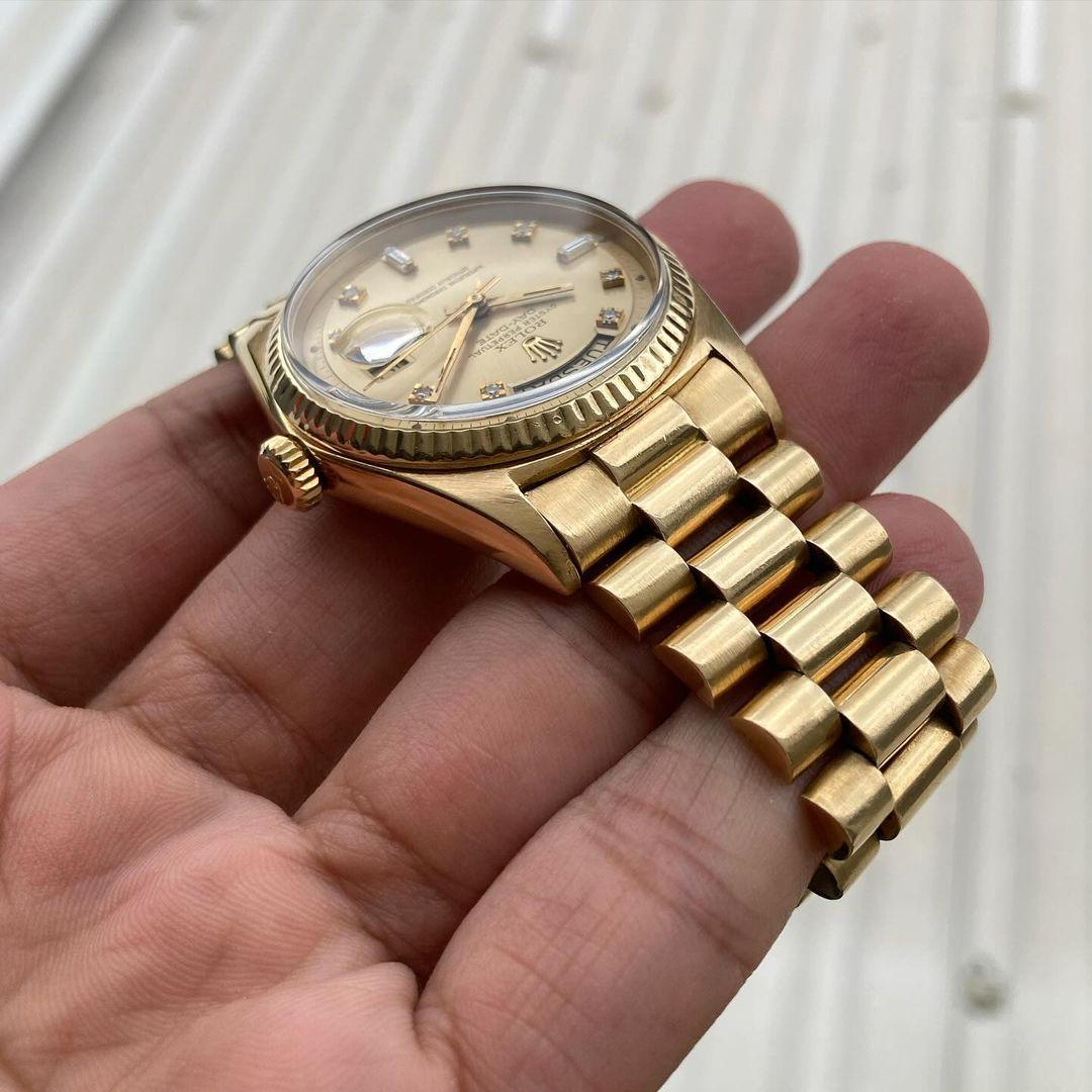 Thumb Day-Date 1803
