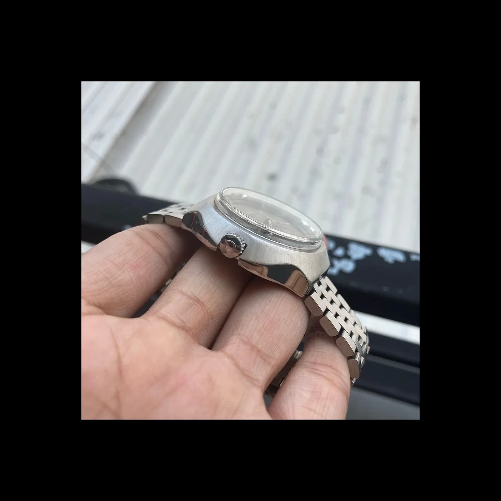 Thumb Omega Geneve 