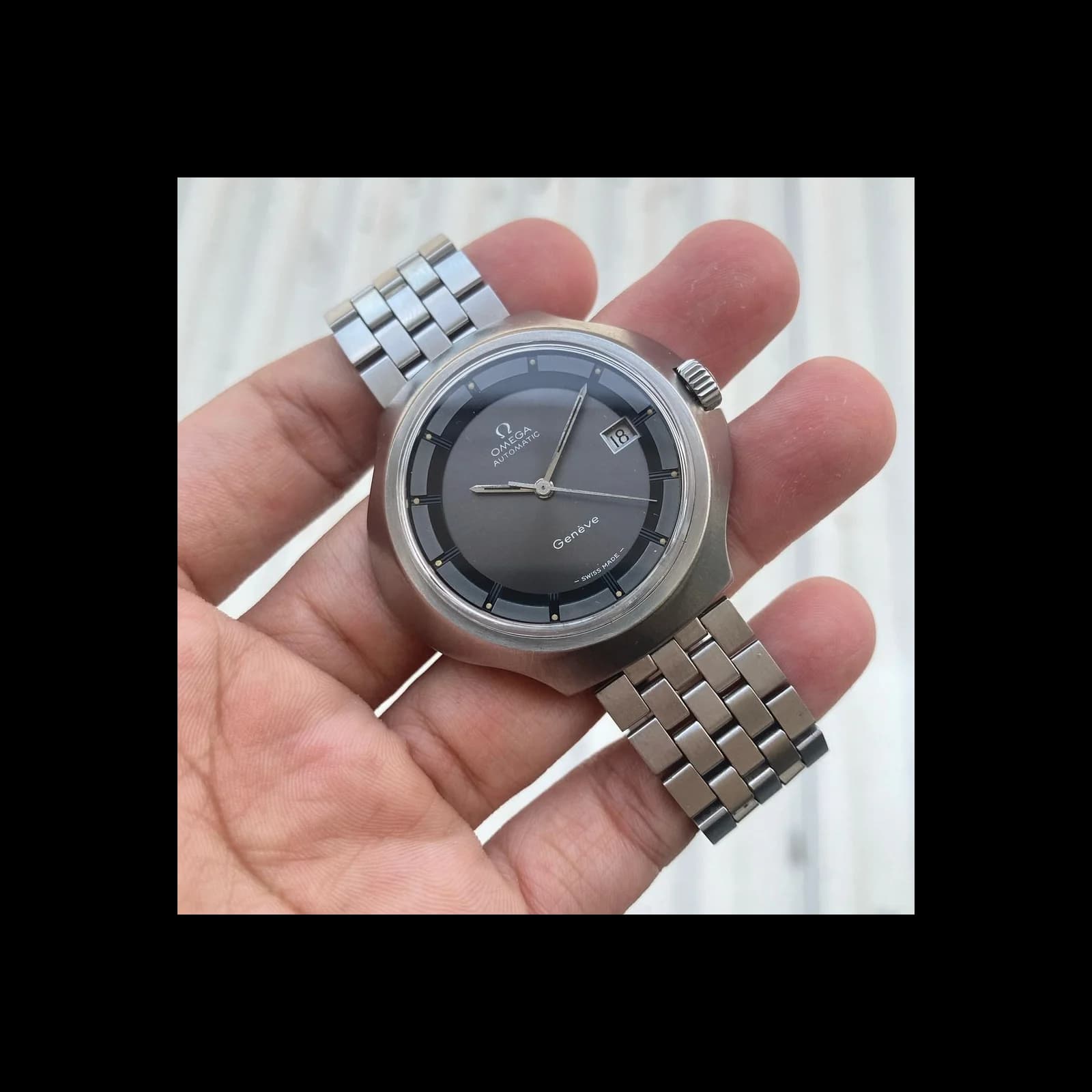 Thumb Omega Geneve 
