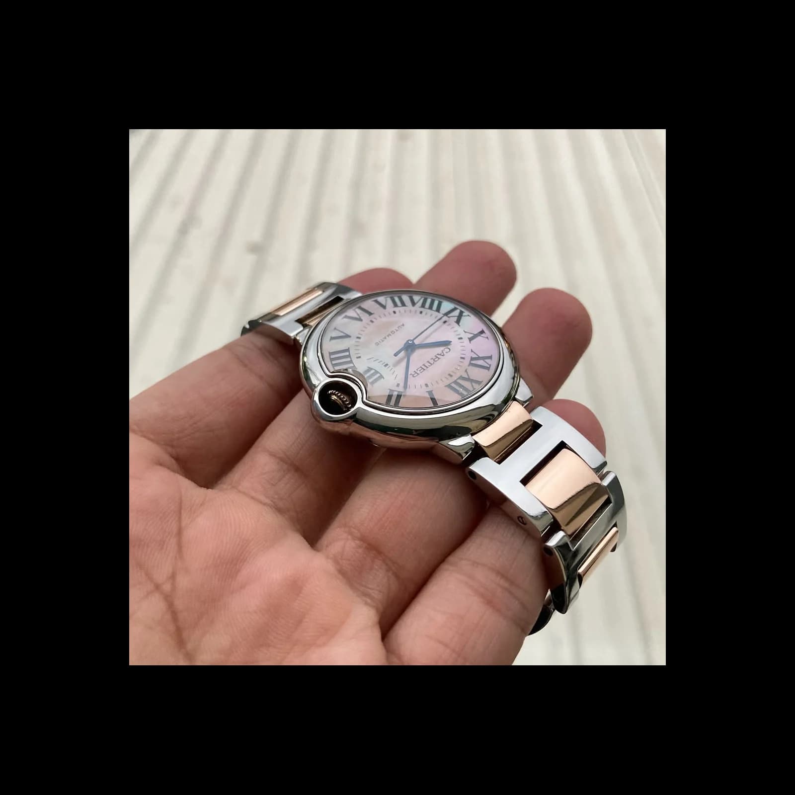 Thumb Ballon Blue de Cartier 36 Automatic Stainless Steel / Pink Gold / Mother of Pearl / Bracelet