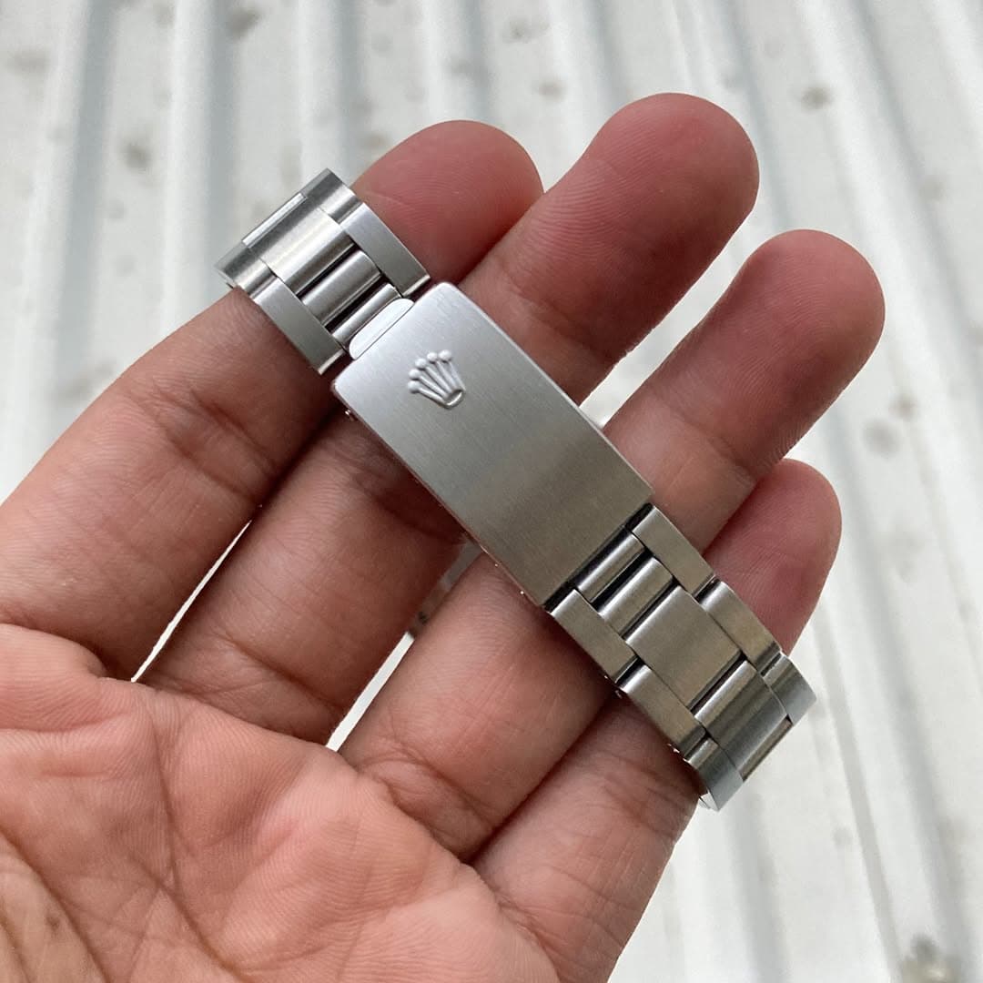 Thumb Air-King Precision Silver Dial