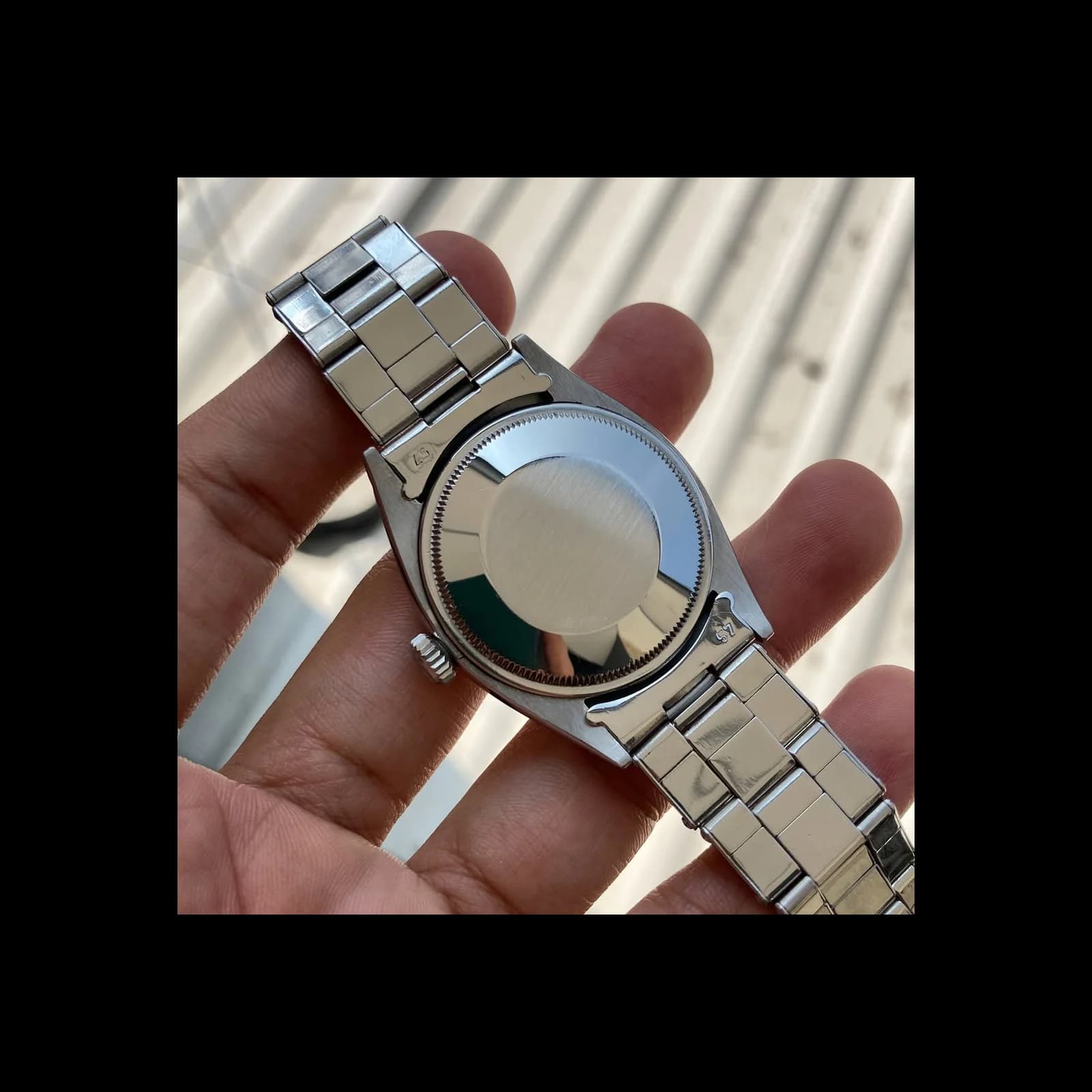 Thumb Oyster Perpetual Date 34 / 1500 / Silver / Stainless Steel