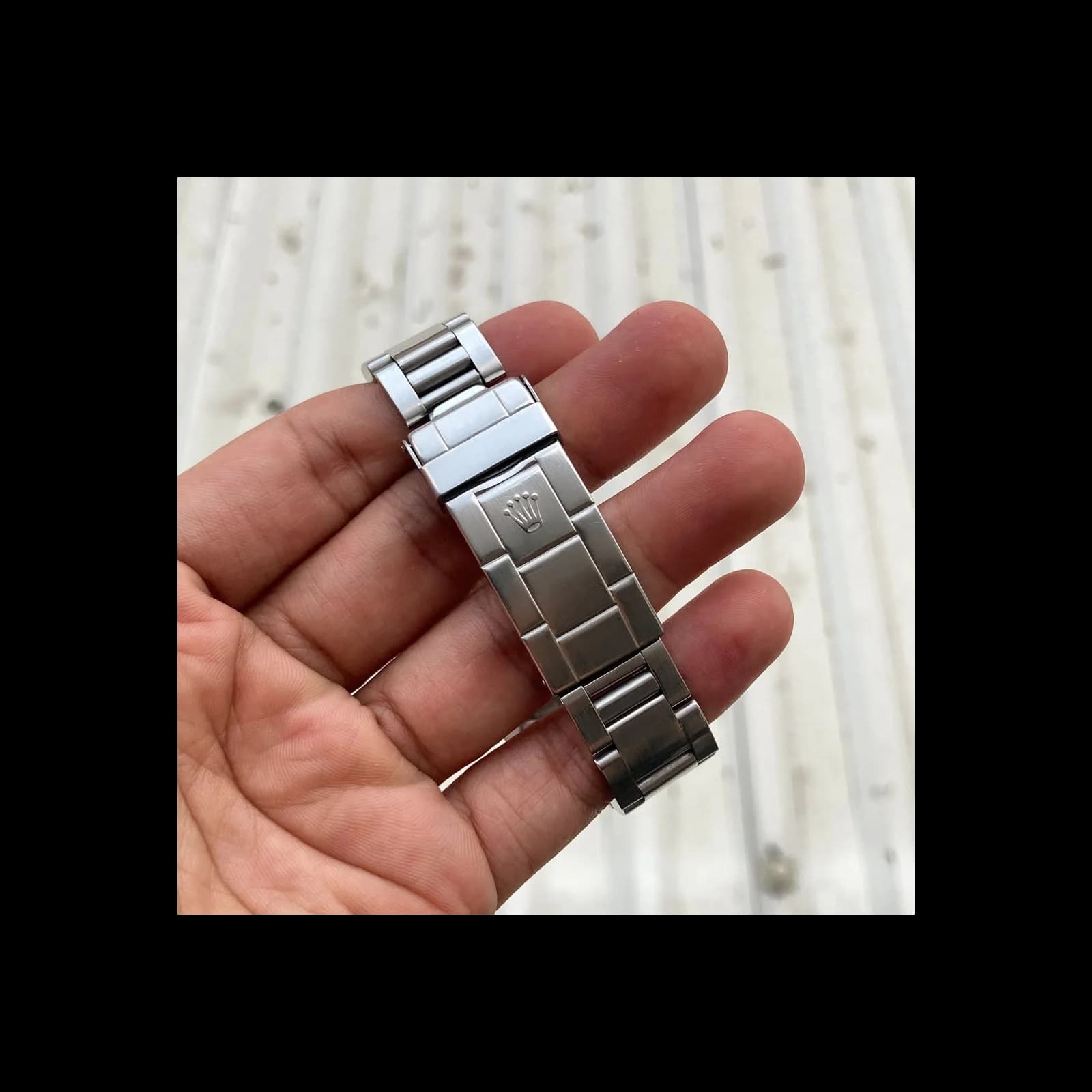 Thumb Submariner Date 16800