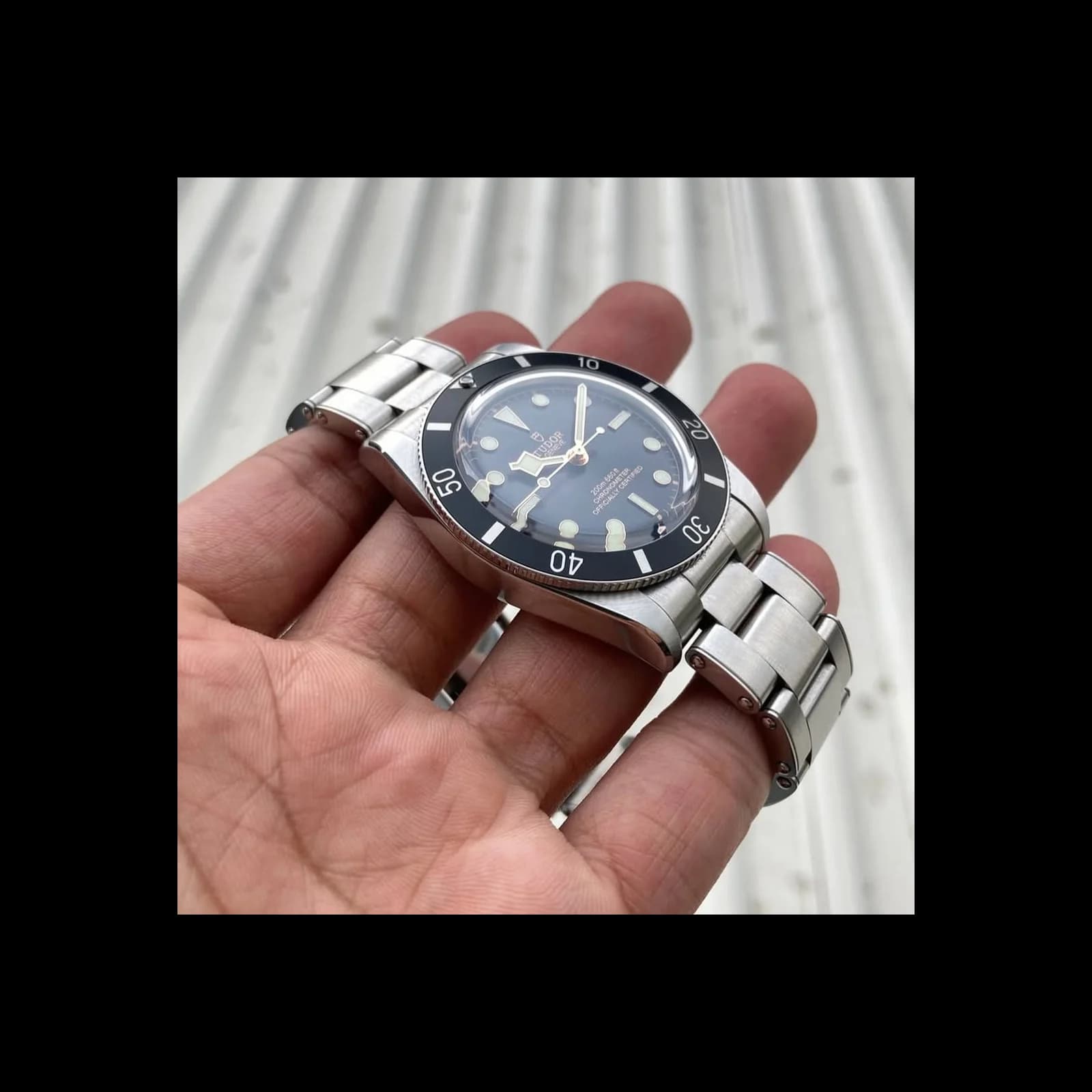 Thumb Black Bay Fifty-Four Stainless Steel / Black / Bracelet