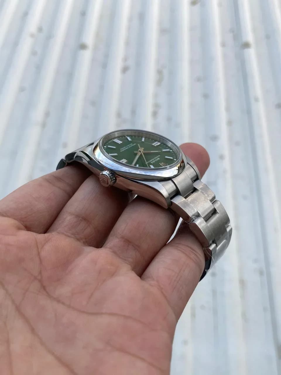 Thumb Oyster Perpetual 36 Stainless Steel / Green