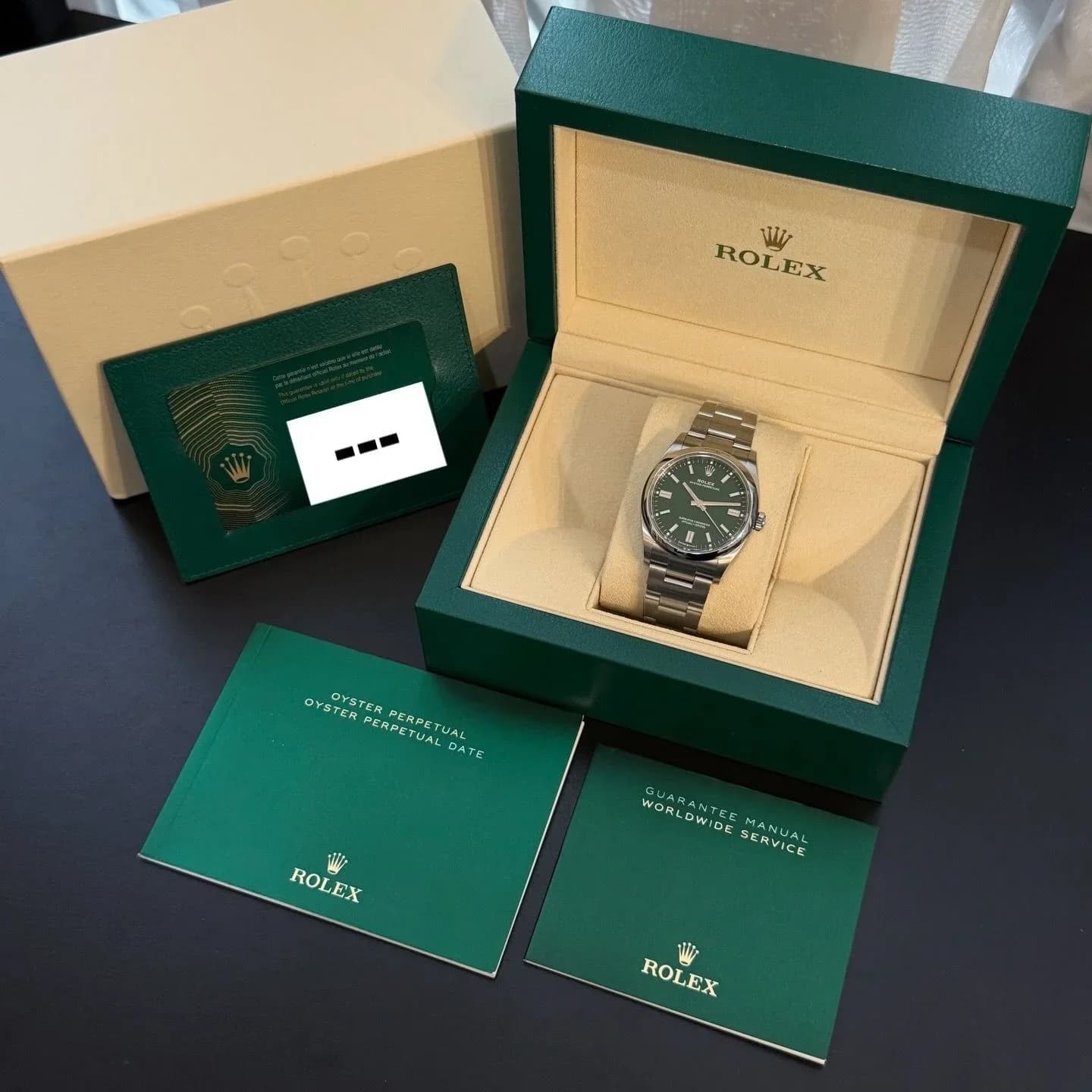Thumb Oyster Perpetual 36 Stainless Steel / Green