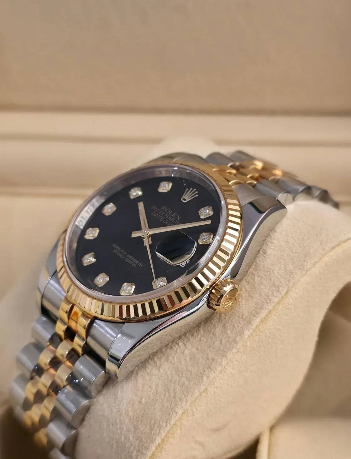 Thumb Datejust 36 Rolesor Yellow Fluted / Jubilee / Black Diamond