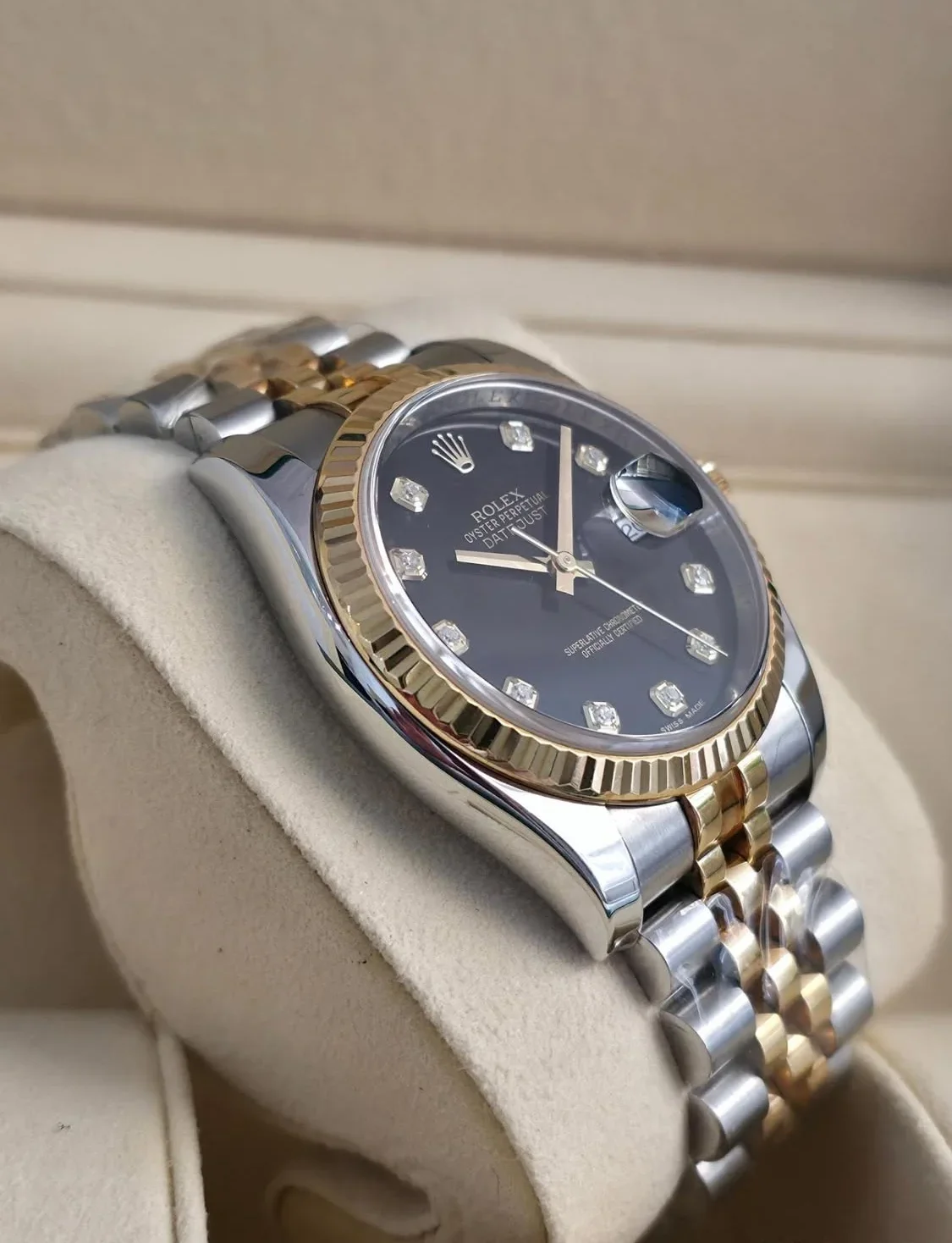 Thumb Datejust 36 Rolesor Yellow Fluted / Jubilee / Black Diamond