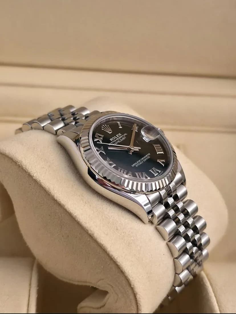 Thumb Datejust 31 Stainless Steel Fluted / Jubilee / Black - Roman