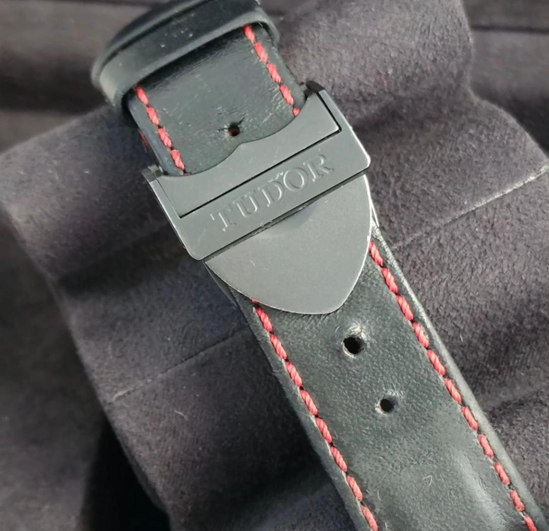 Thumb Fastrider Black Shield Ceramic / Black-Red / Leather