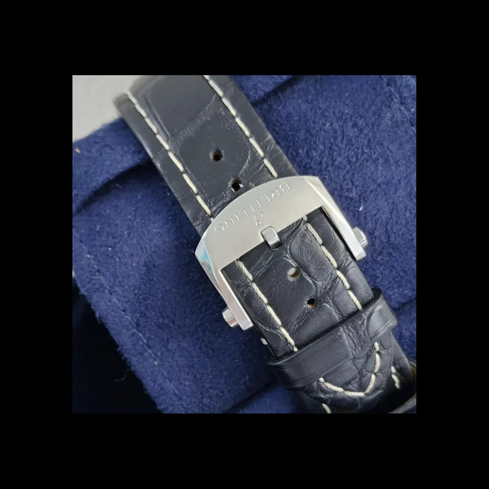 Thumb Premier B01 Chronograph 42 Stainless Steel / Silver / Croco / Pin