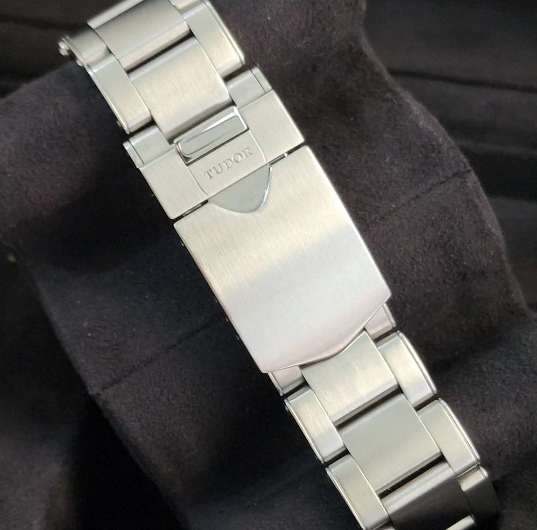 Thumb Heritage Black Bay Red Manufacture / Bracelet