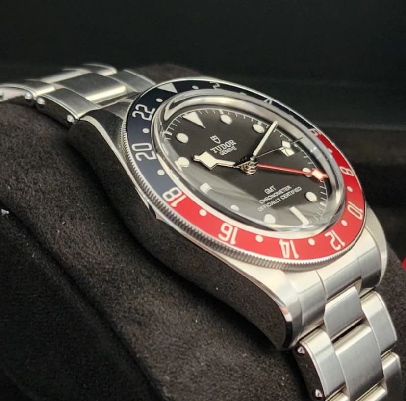 Thumb Black Bay GMT Stainless Steel / Black / Pepsi / Bracelet