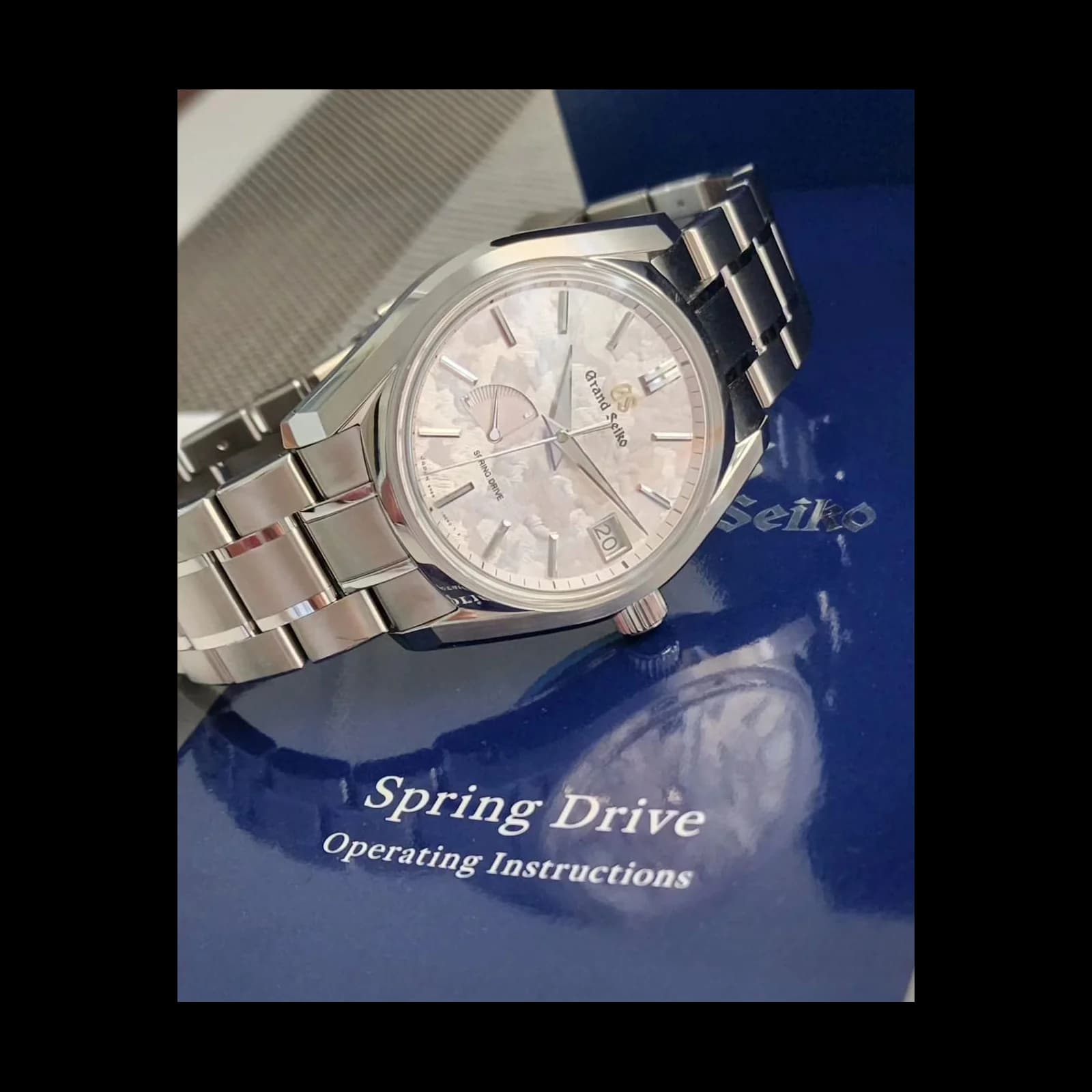 Thumb Spring Drive Sakura Shunbun