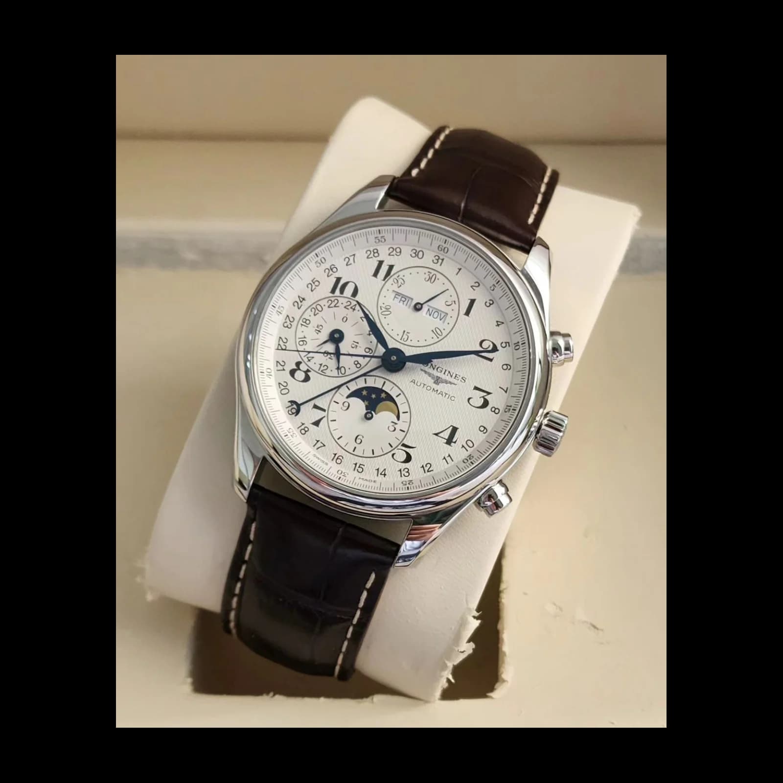 Thumb Master Collection 40 Chronograph Calendar Stainless Steel / Silver / Alligator