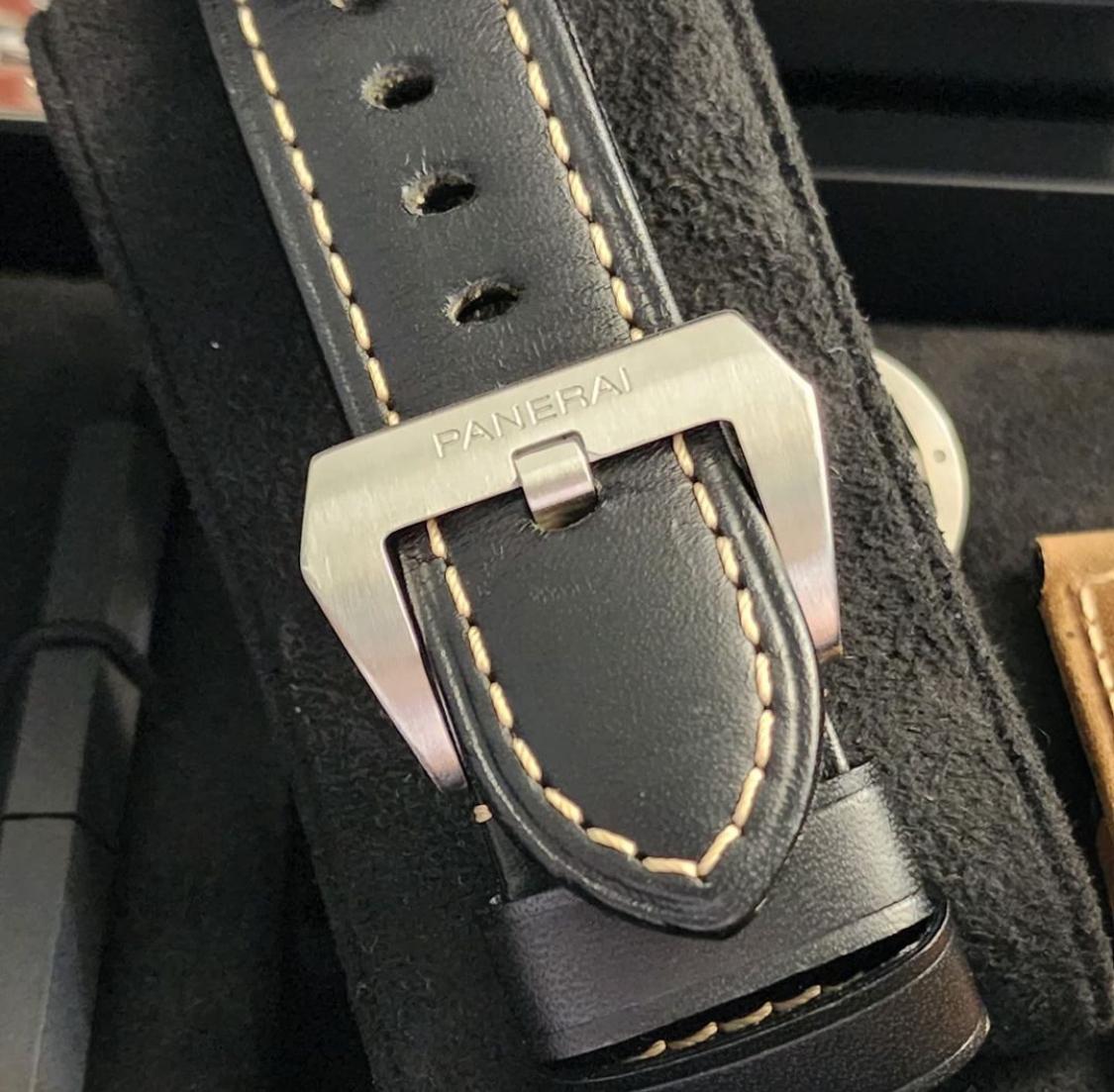 Thumb Luminor 1950 44 3 Days Automatic Stainless Steel / Black / Dirty Dial