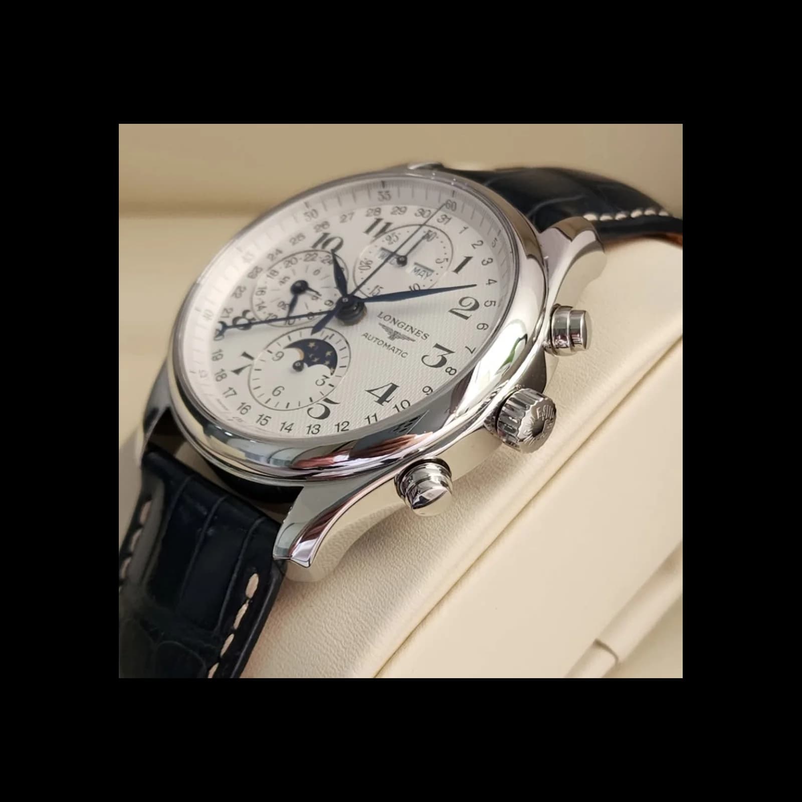 Thumb Master Collection 42 Chronograph Calendar Stainless Steel / Silver-Arabic / Alligator