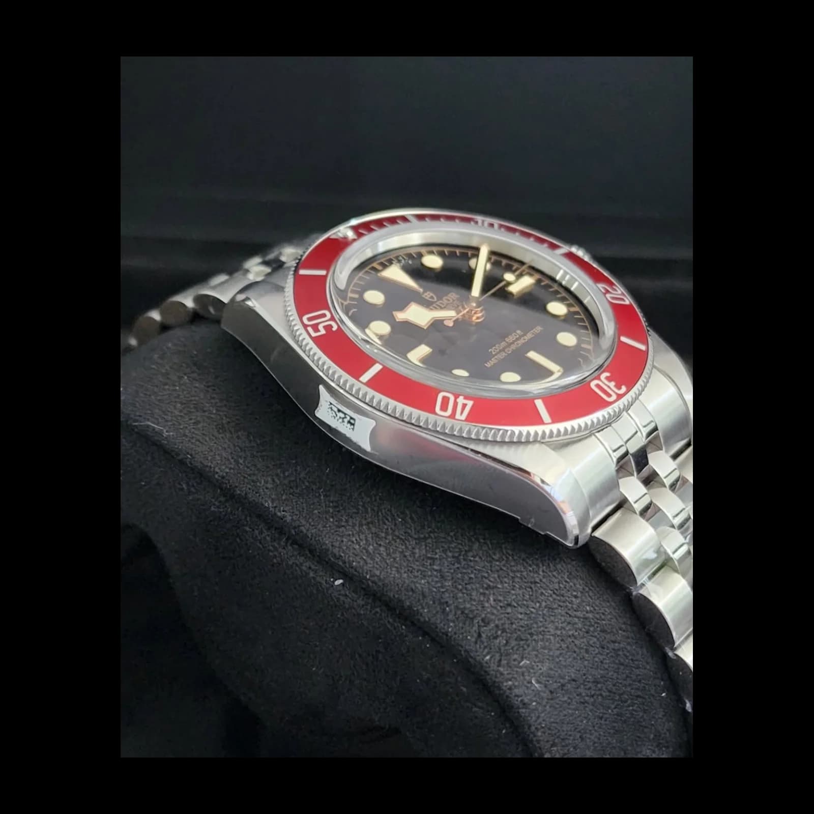 Thumb Black Bay Master Chronometer Stainless Steel - Burgundy / Black / Jubilee
