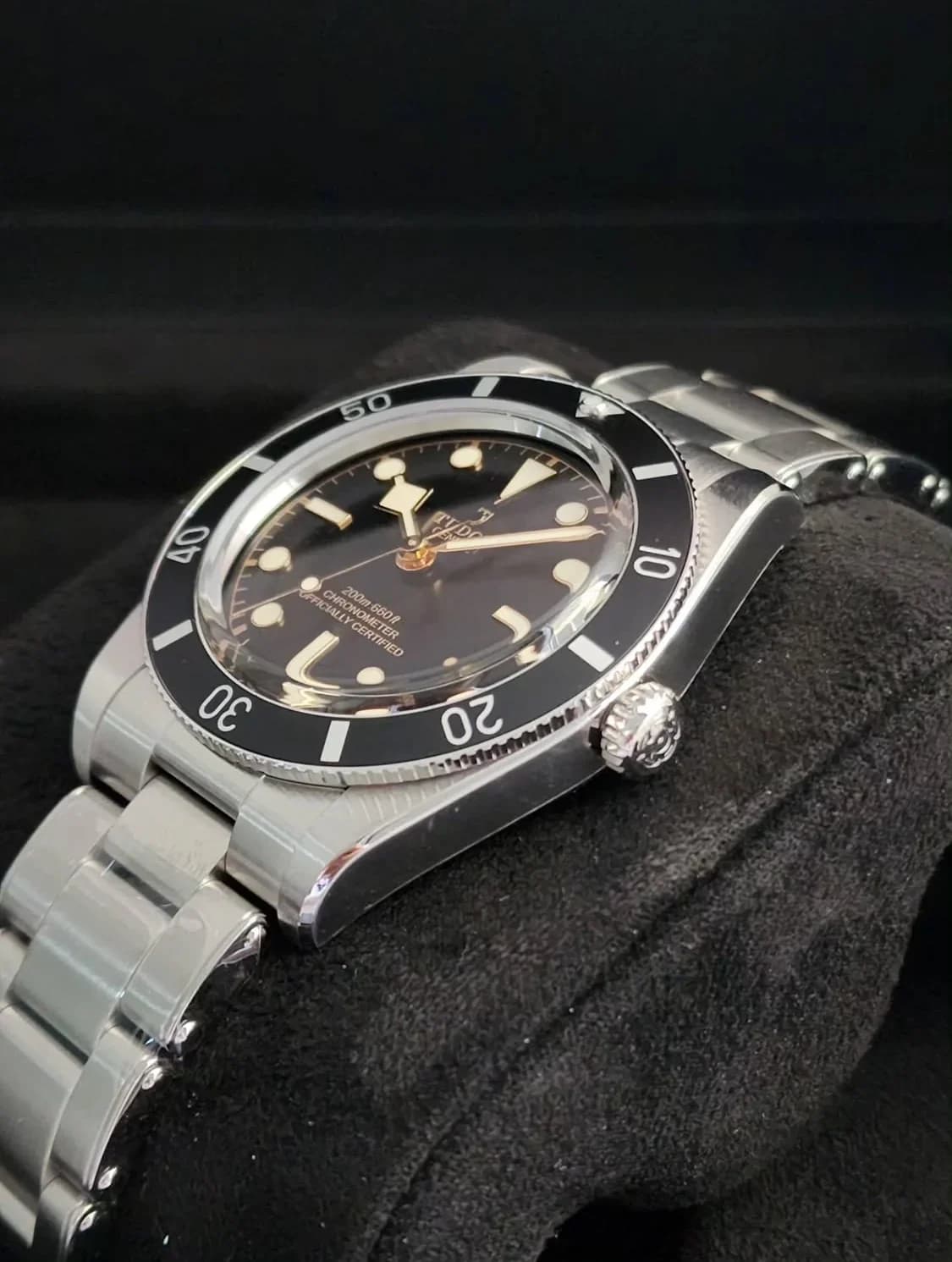Thumb Black Bay Fifty-Four Stainless Steel / Black / Bracelet