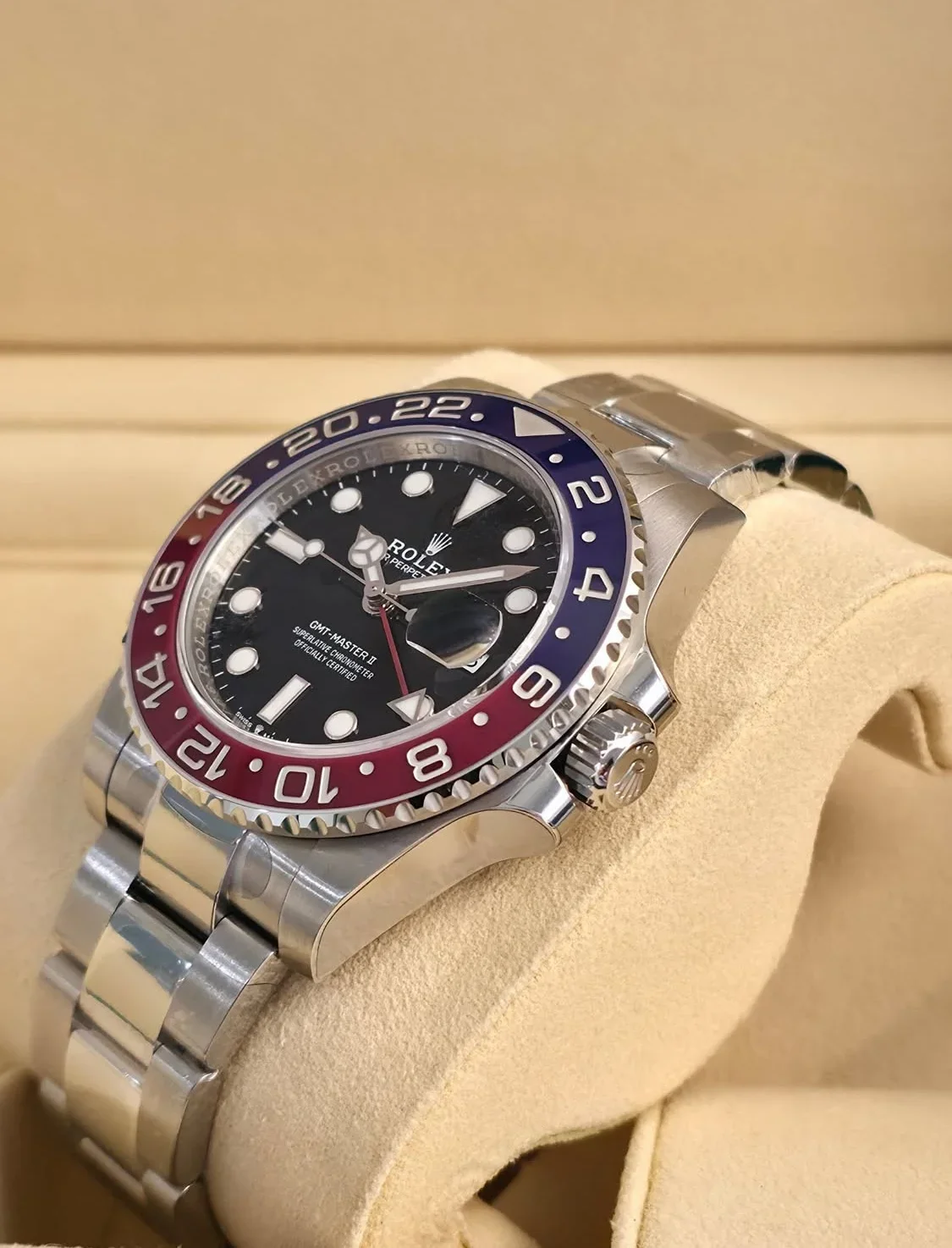 Thumb GMT-Master II Stainless Steel / BLRO / Oyster