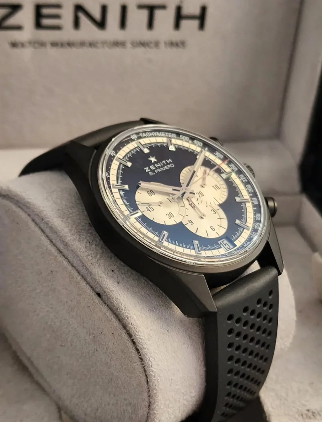 Thumb El Primero Chronomaster 42 Aluminium / Black / Rubber Strap