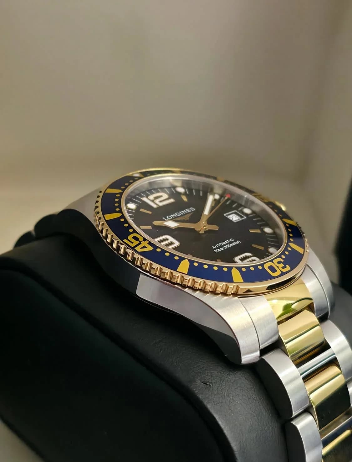 Thumb HydroConquest 41 Automatic Stainless Steel / Yellow Gold / Blue
