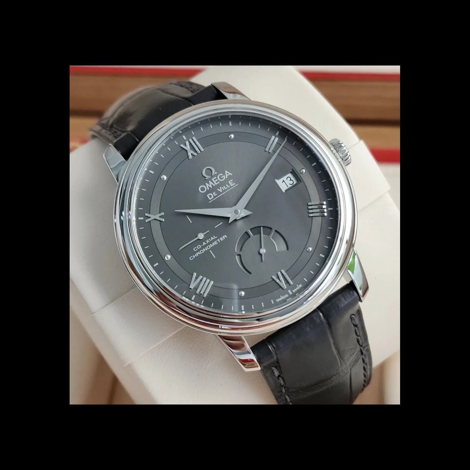 Thumb De Ville Prestige Co-Axial 39.5 Power Reserve Stainless Steel / Vintage  Grey