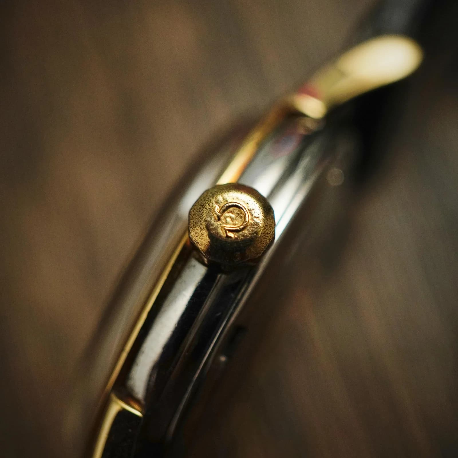 Thumb Omega Constellation Railtrack