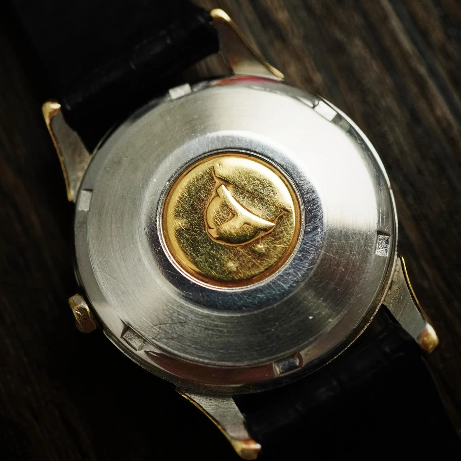 Thumb Omega Constellation Railtrack