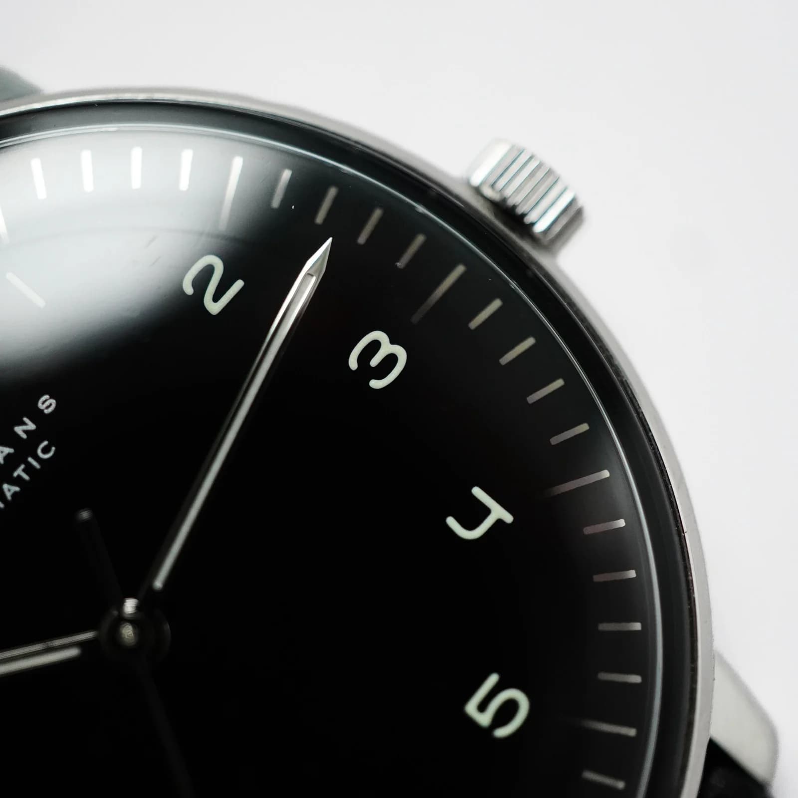 Thumb Max Bill Automatic Black No-Date