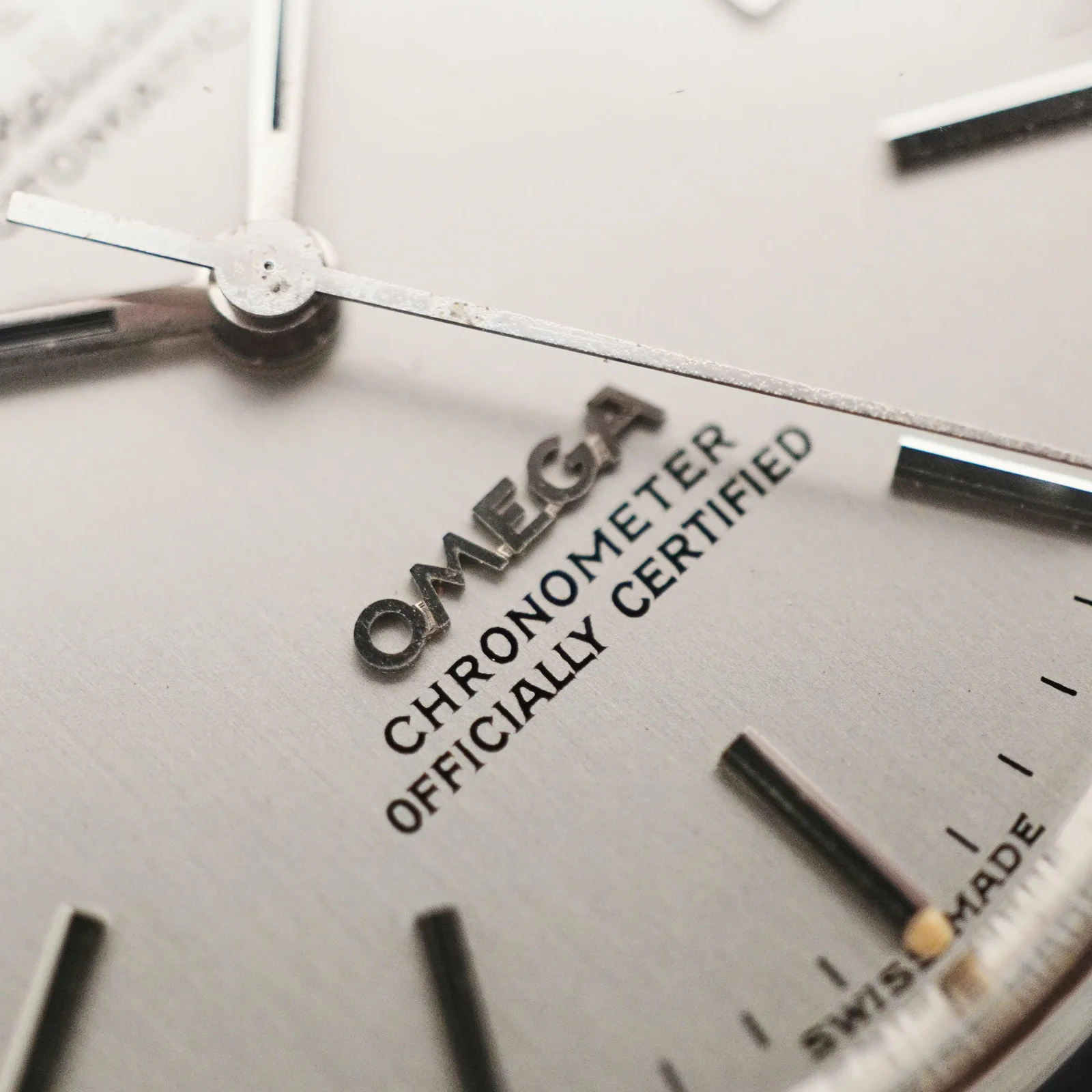 Thumb Omega Constellation C-Shape 