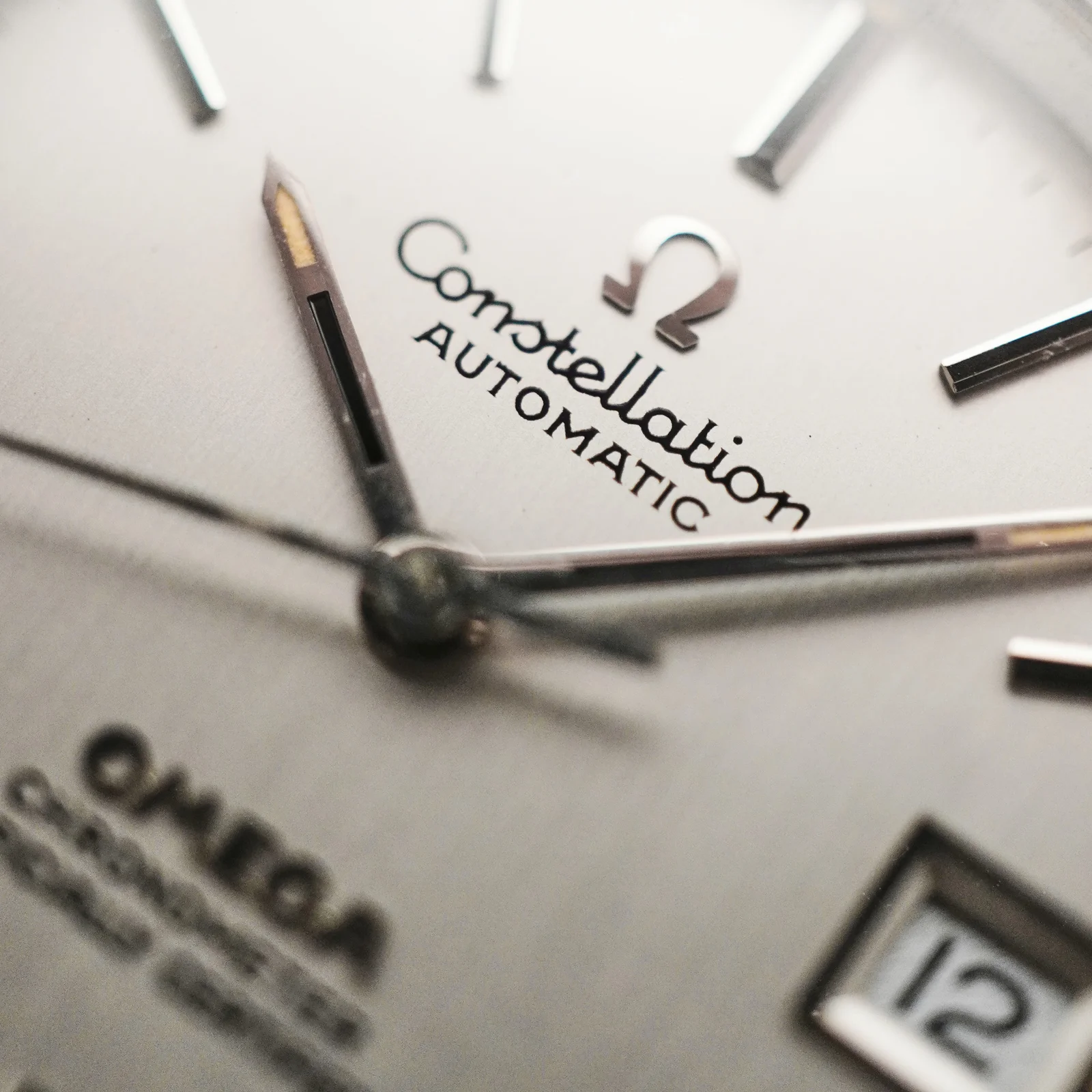 Thumb Omega Constellation C-Shape 