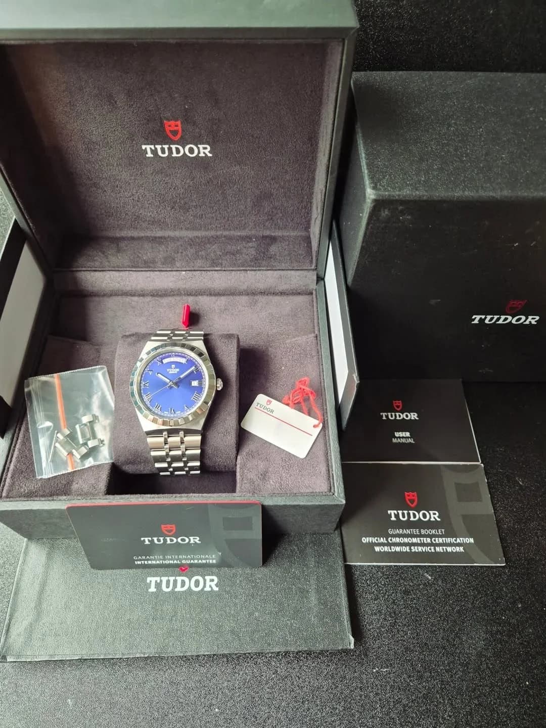Thumb Royal Day-Date 41 Stainless Steel / Blue - Roman