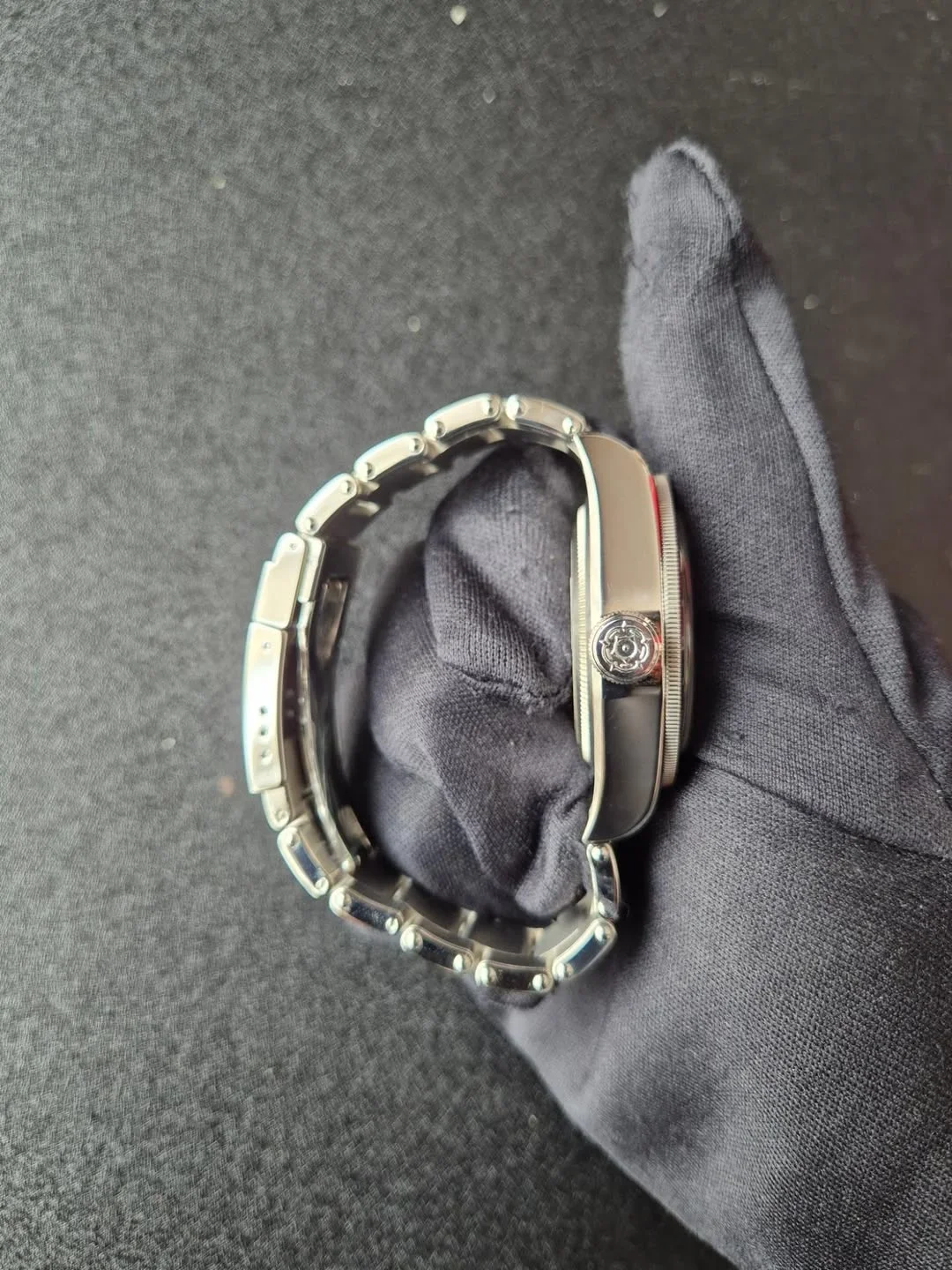 Thumb Black Bay GMT Stainless Steel / White / Bracelet