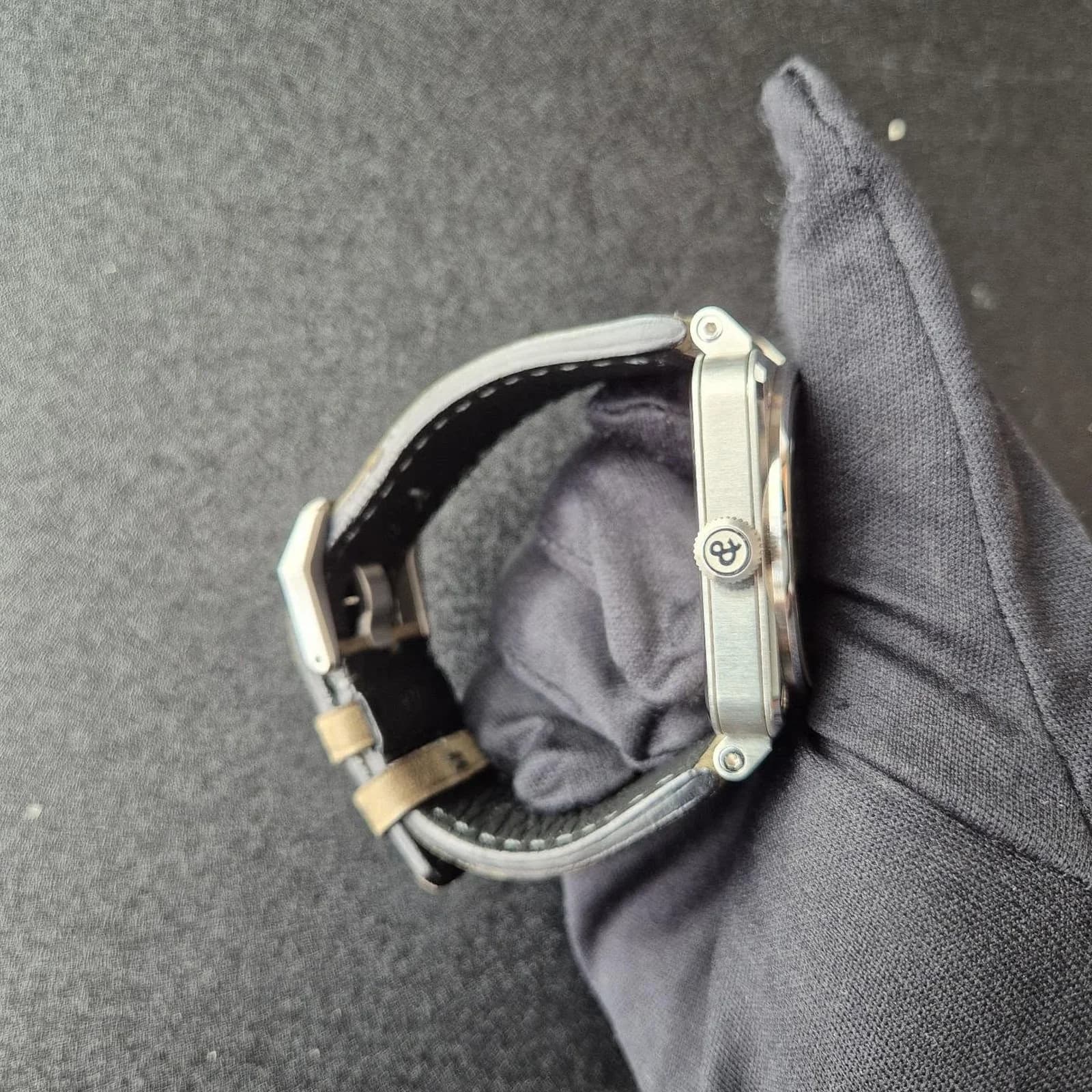 Thumb BR 03-92 Stainless Steel Grey 