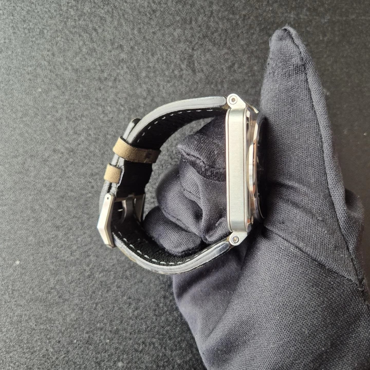 Thumb BR 03-92 Stainless Steel Grey 