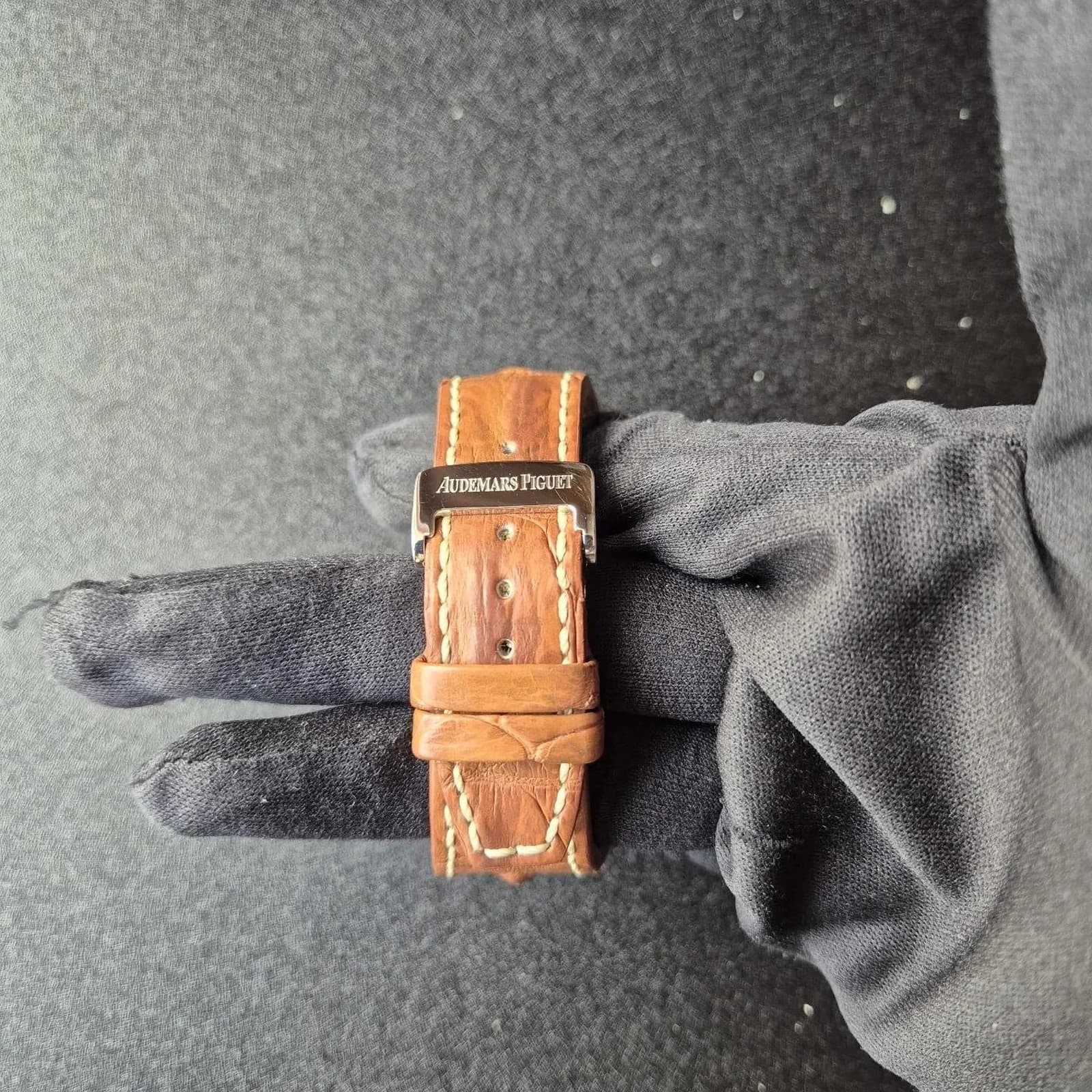 Thumb Royal Oak Offshore Safari