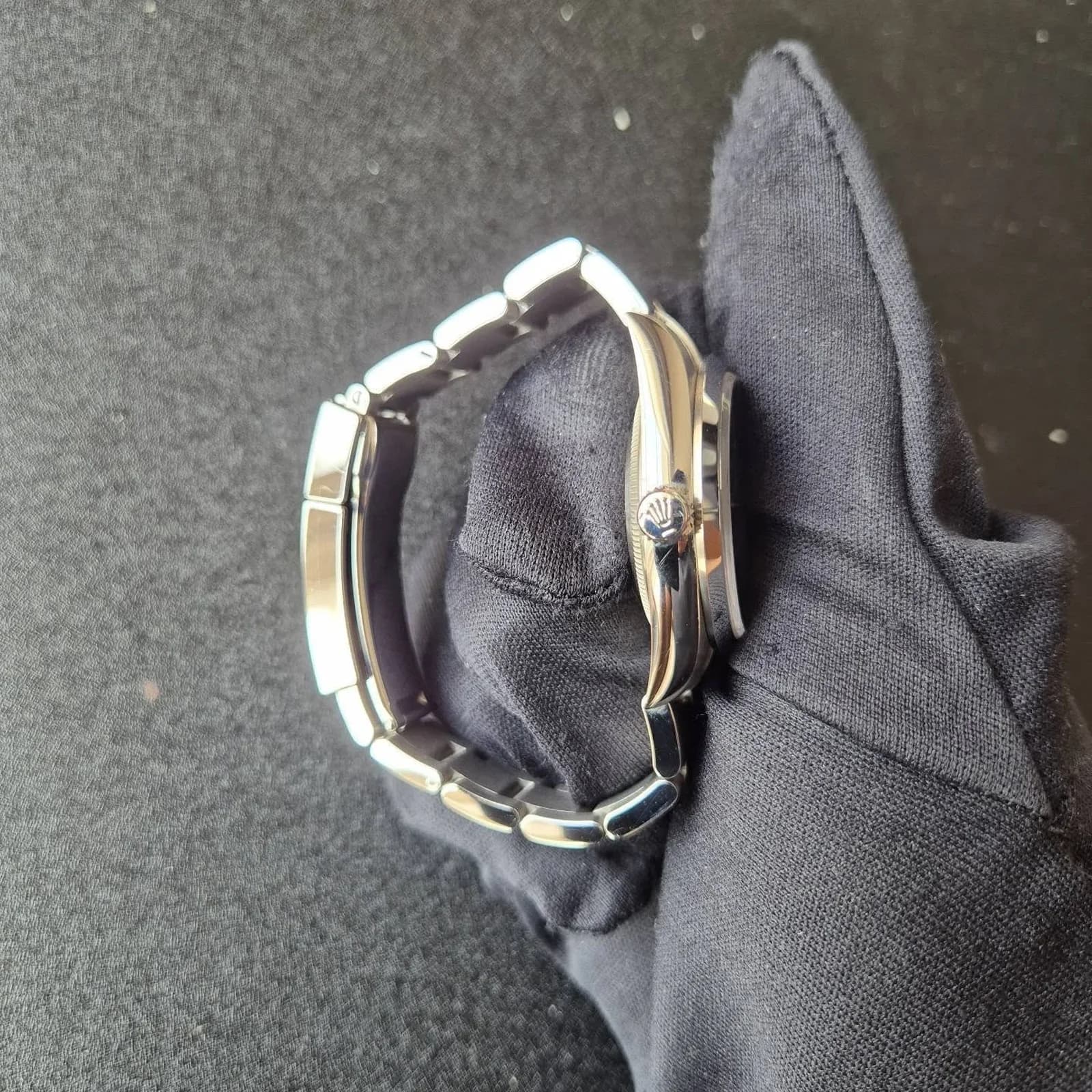 Thumb Explorer 36 Stainless Steel