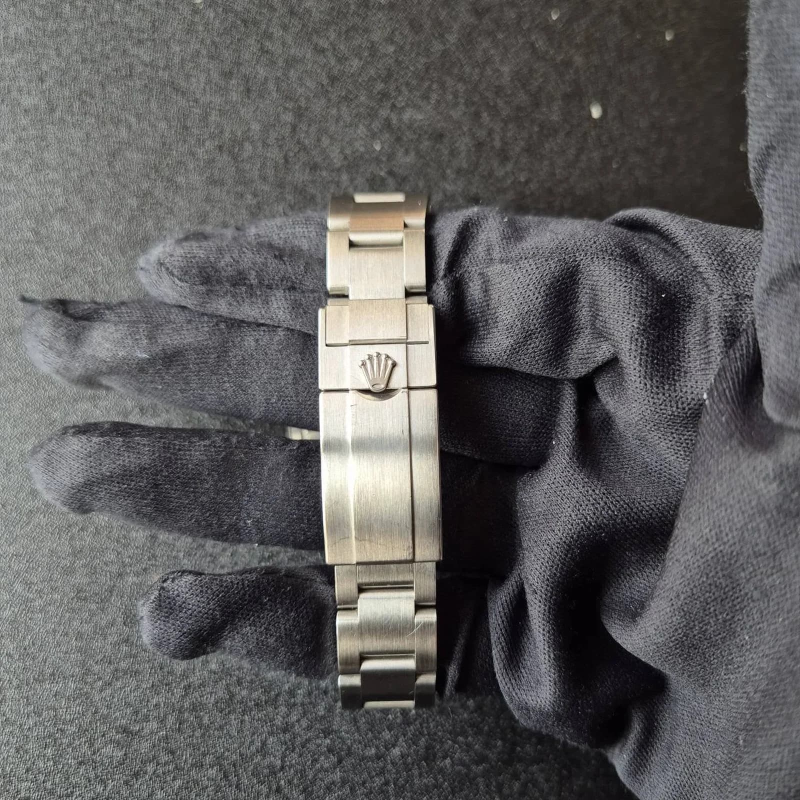 Thumb Explorer 36 Stainless Steel