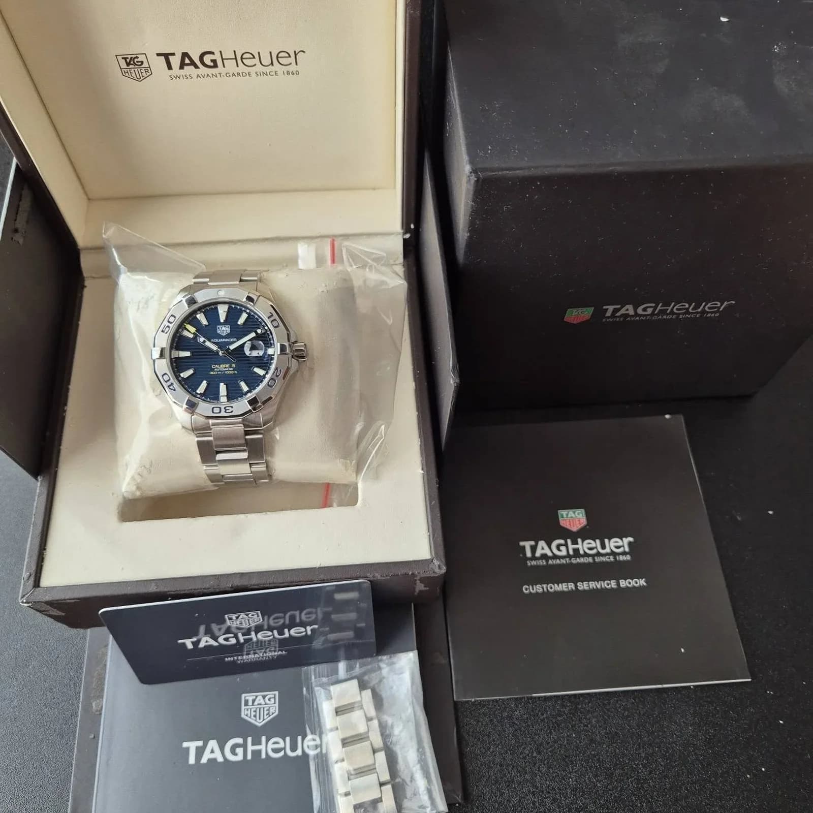 Thumb Aquracer 300M Calibre 5 43 Stainless Steel / Blue / Bracelet