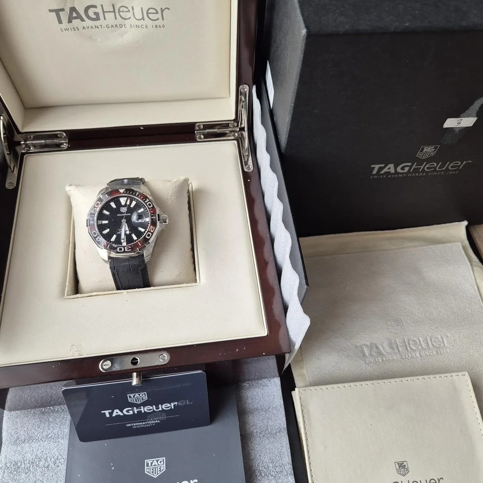 Thumb Aquaracer 300M Calibre 5 43 Tortoise Brown