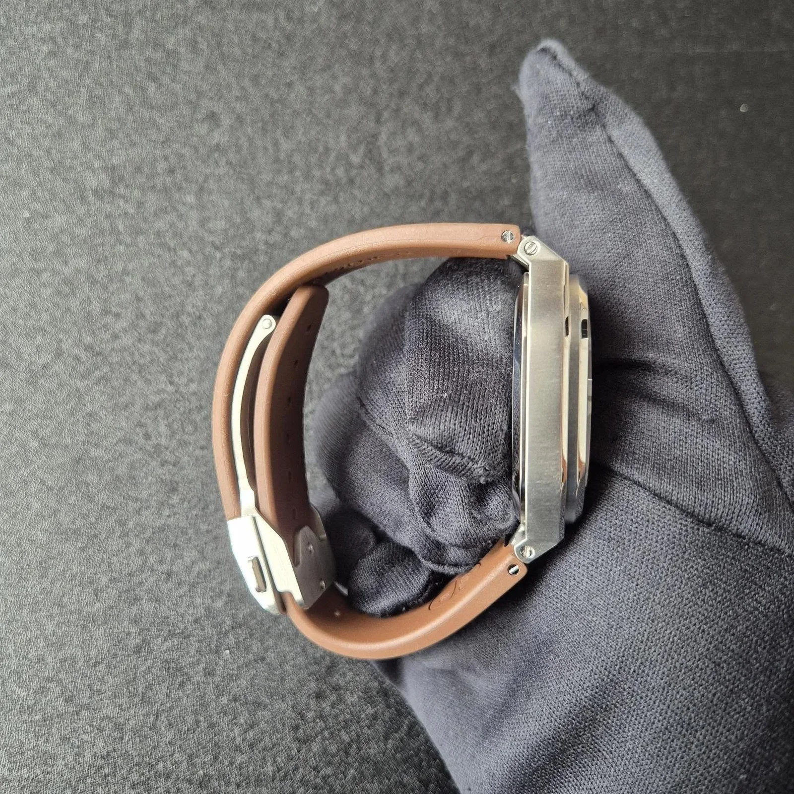 Thumb BR 05 Stainless Steel / Brown / Rubber