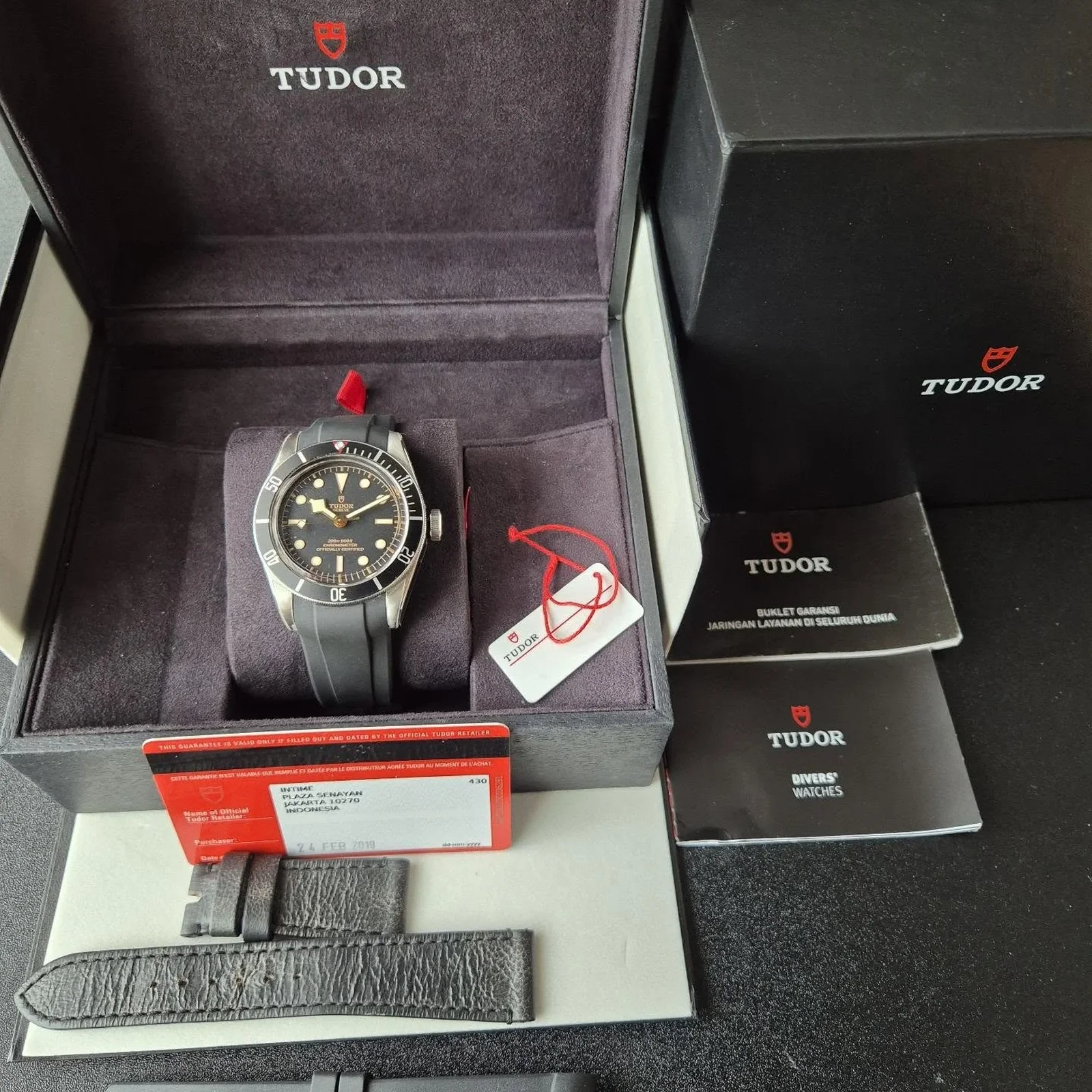 Thumb Heritage Black Bay Black Manufacture / Strap