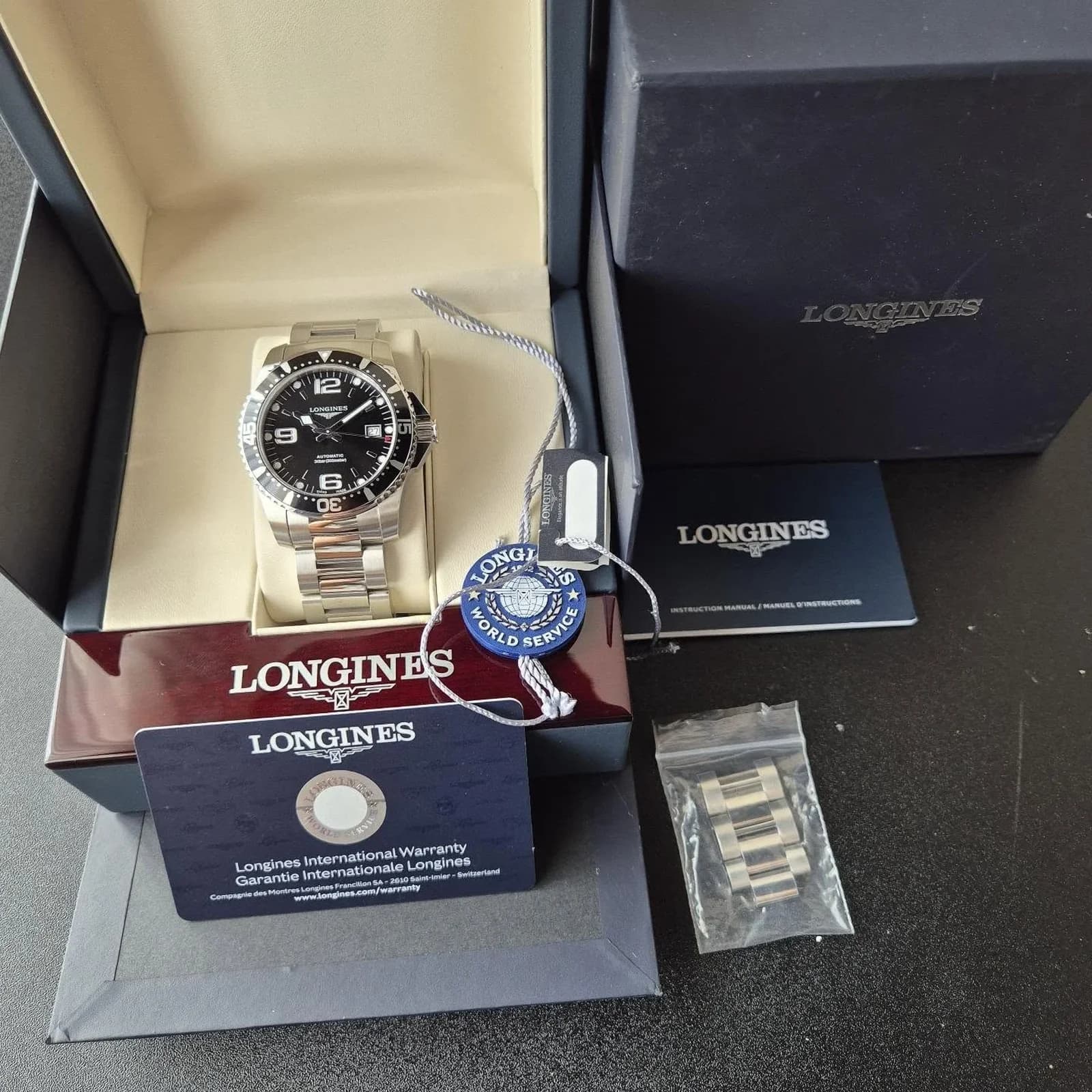 Thumb HydroConquest 41 Automatic Stainless Steel / Black / Bracelet