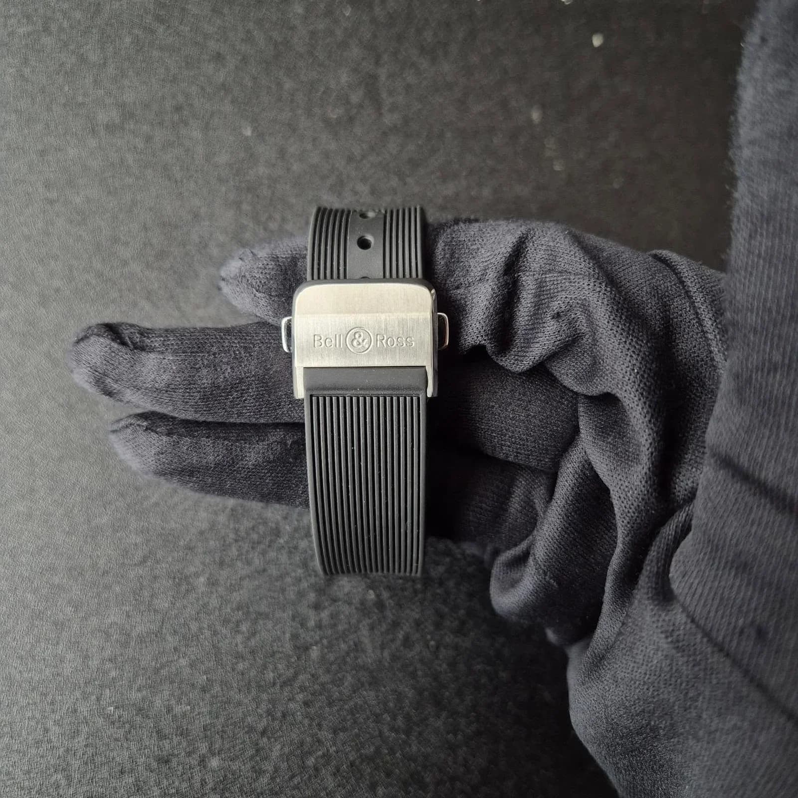 Thumb BR 05 GMT Stainless Steel Black