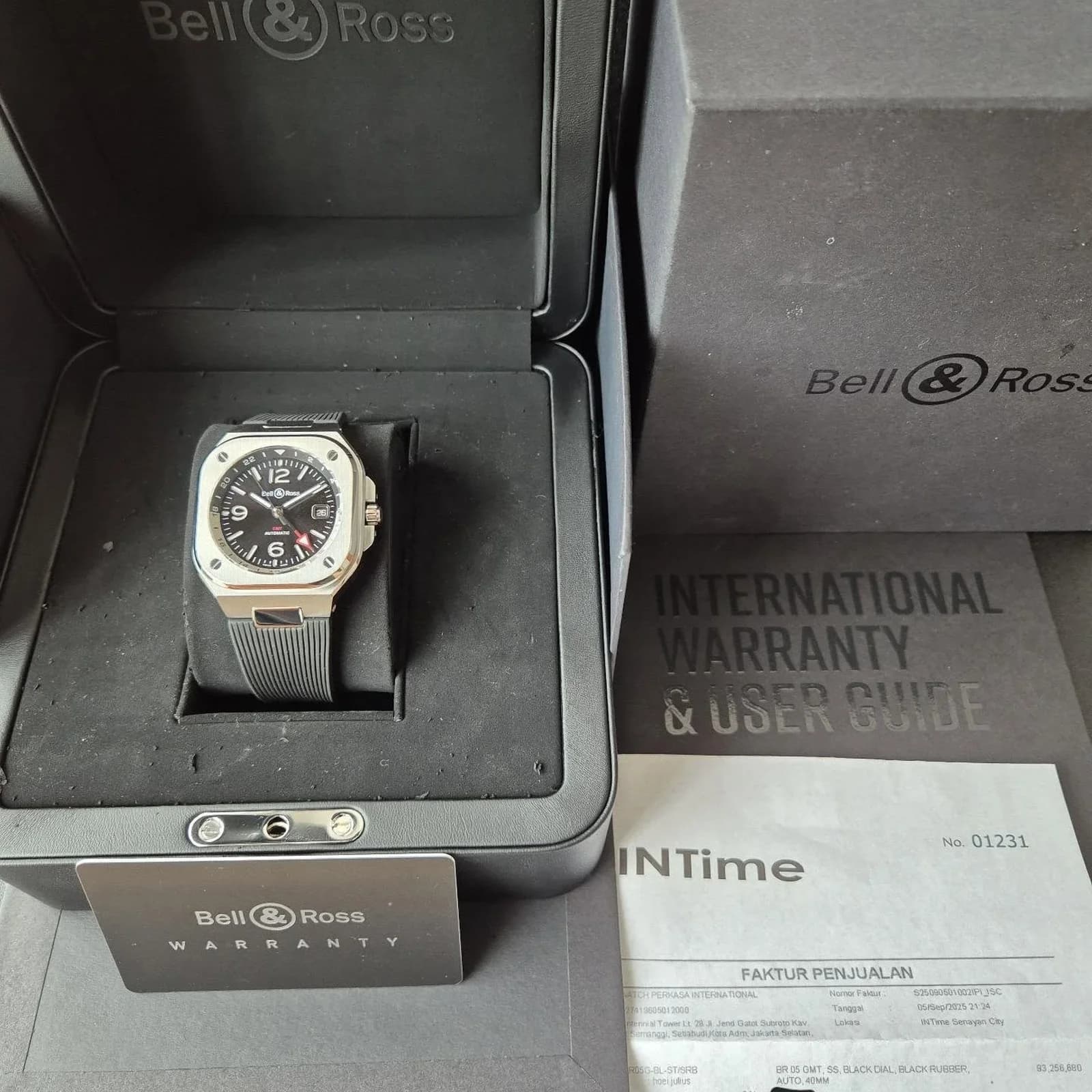 Thumb BR 05 GMT Stainless Steel Black