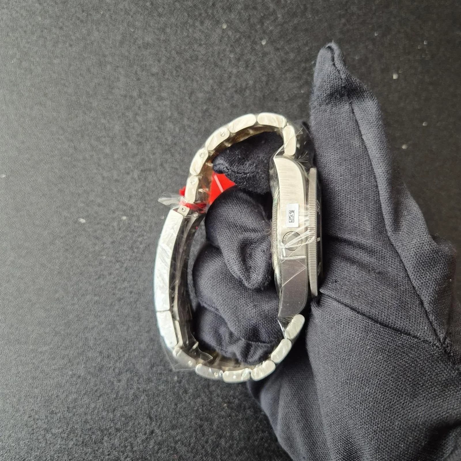 Thumb Pelagos Titanium / Black / Bracelet