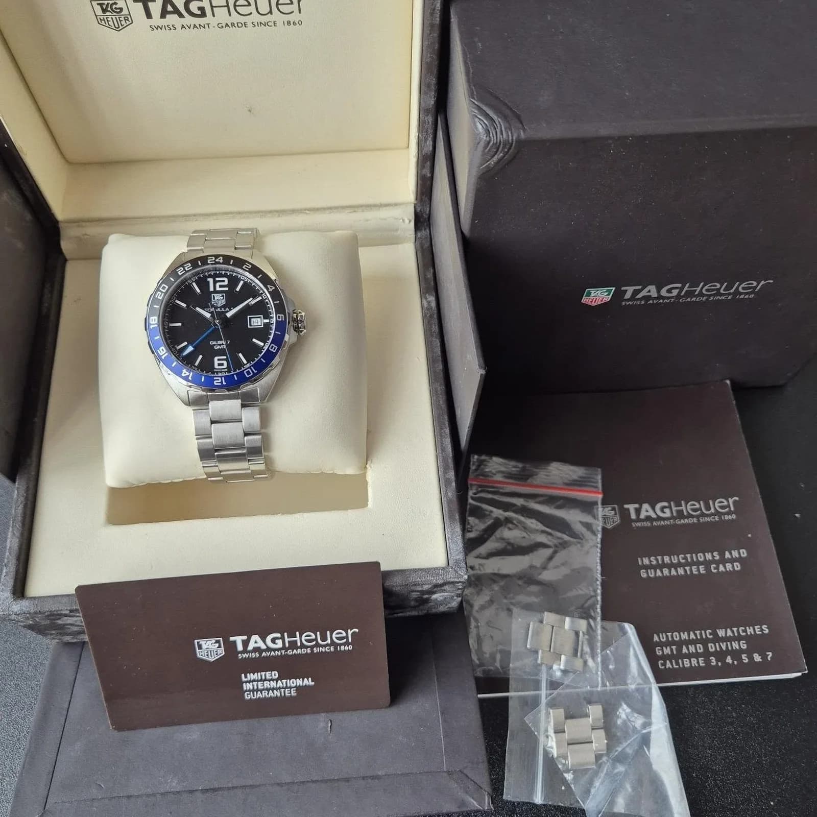 Thumb Formula 1 Calibre 7 GMT 41 Stainless Steel / Black / Bracelet