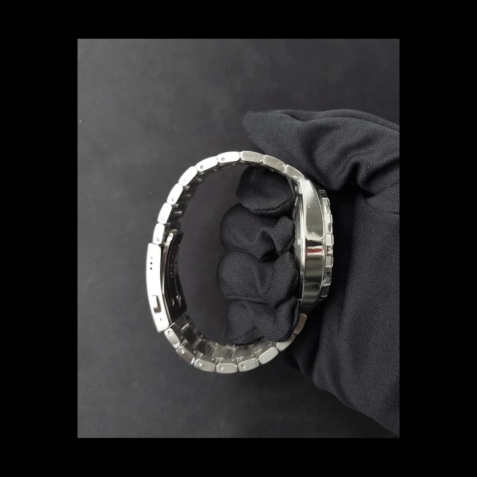 Thumb Formula 1 Chronograph Quartz Stainless Steel / Grey - Orange / Bracelet