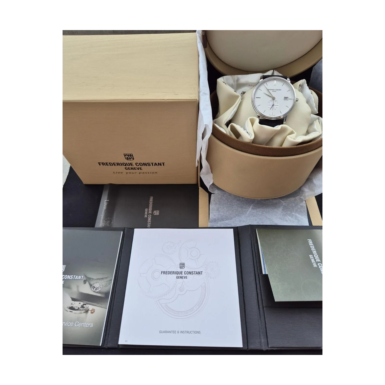 Thumb Slimline Small Second Quartz